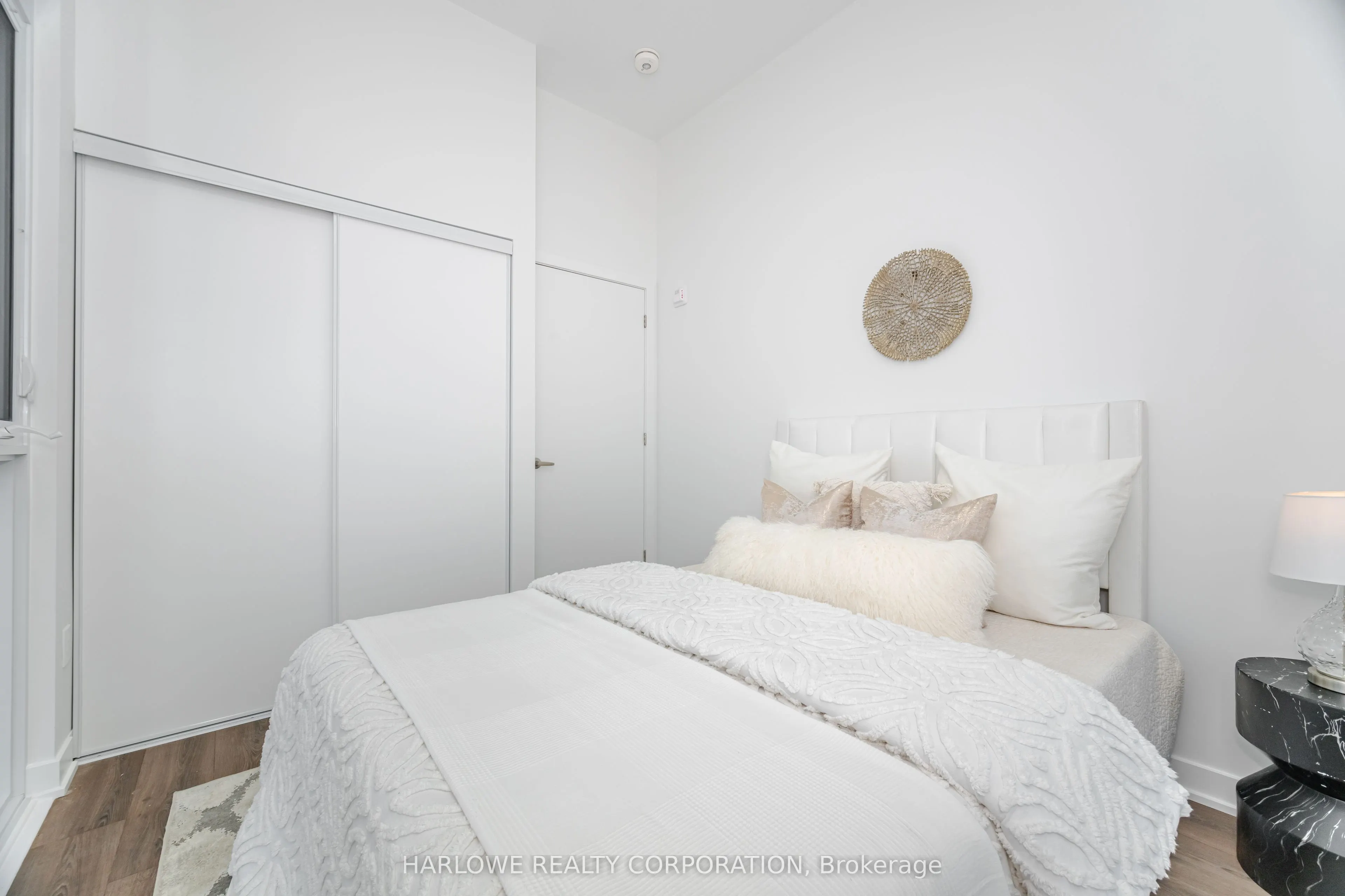 770 Whitlock Avenue, #806