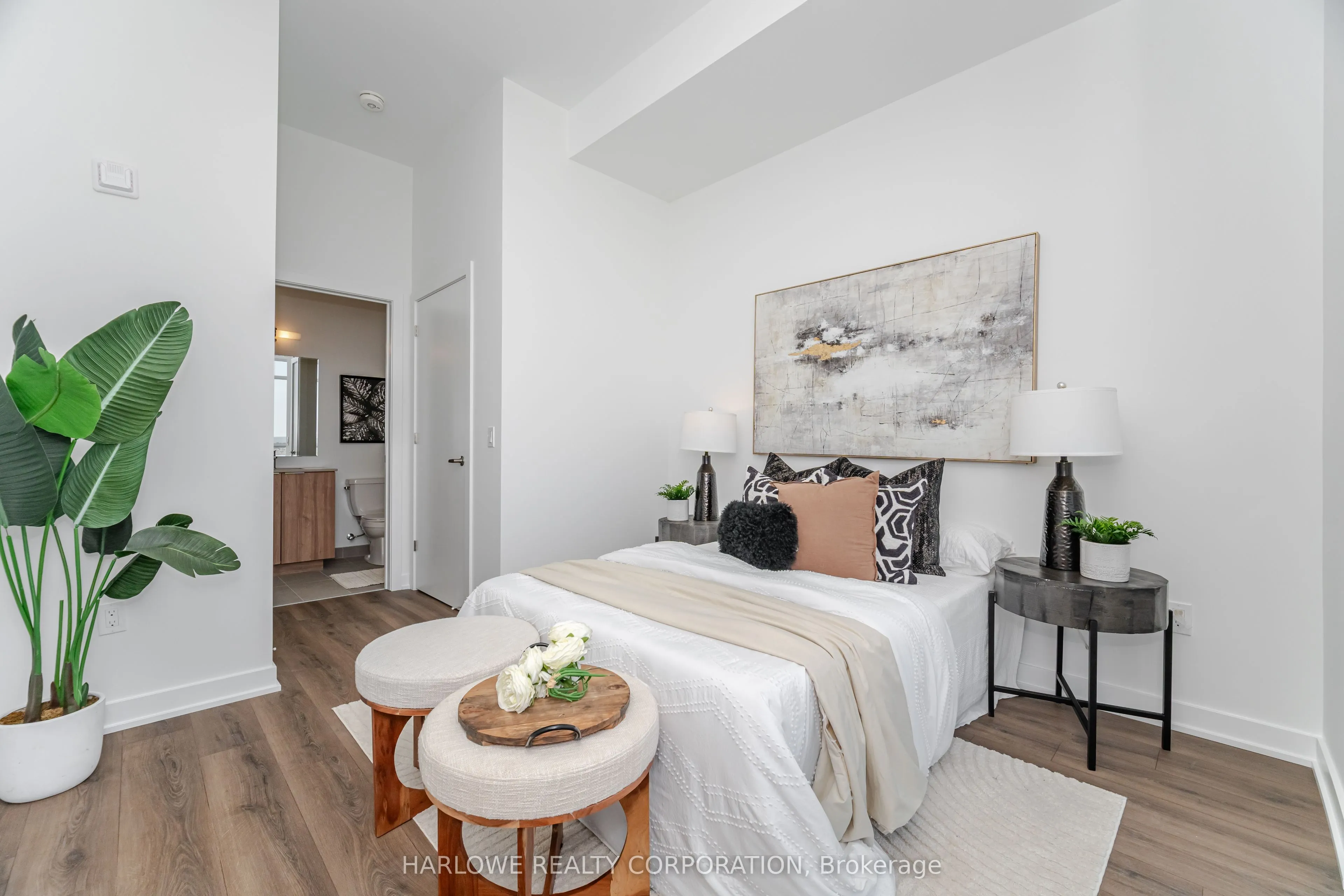 770 Whitlock Avenue, #806