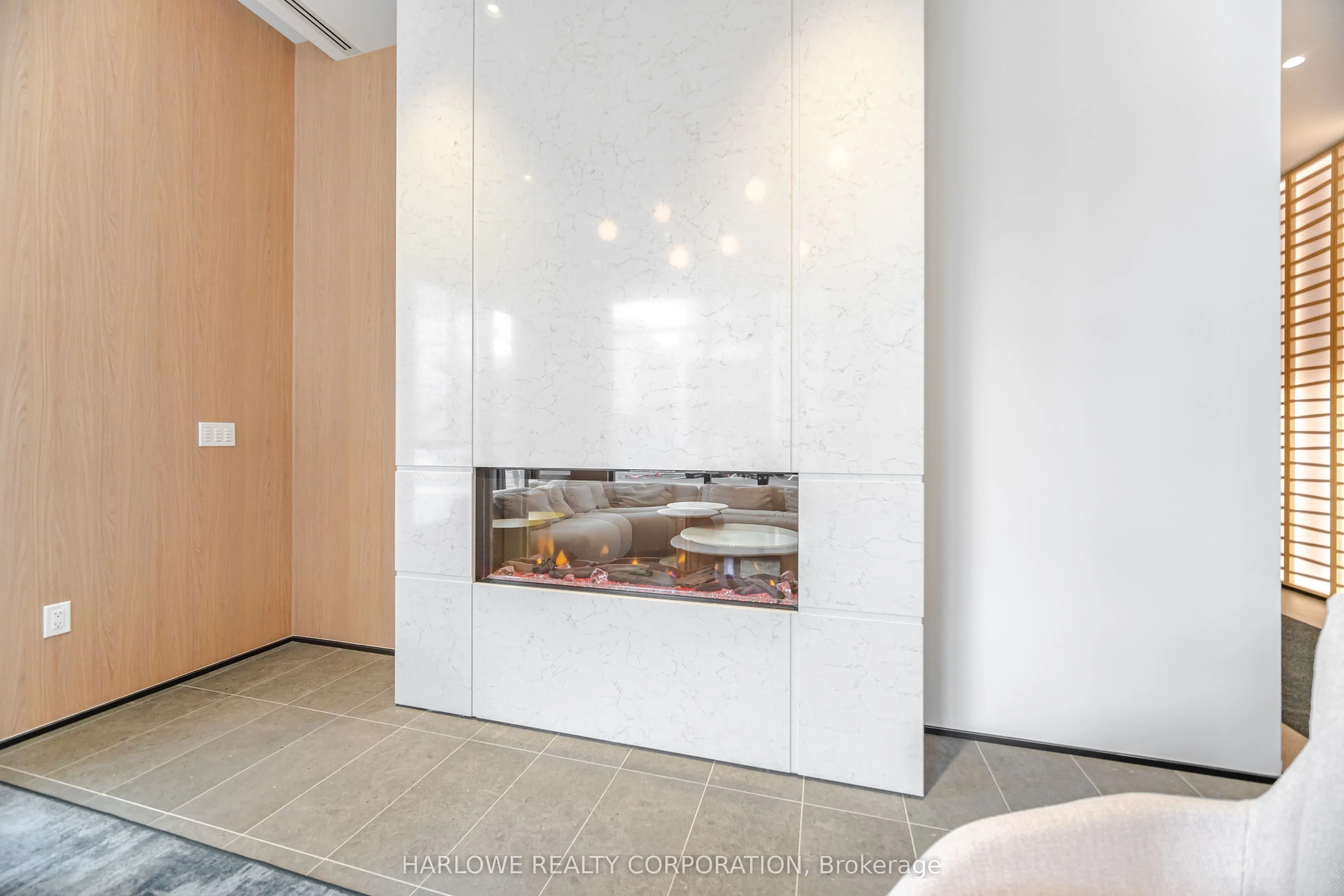 770 Whitlock Avenue, #806