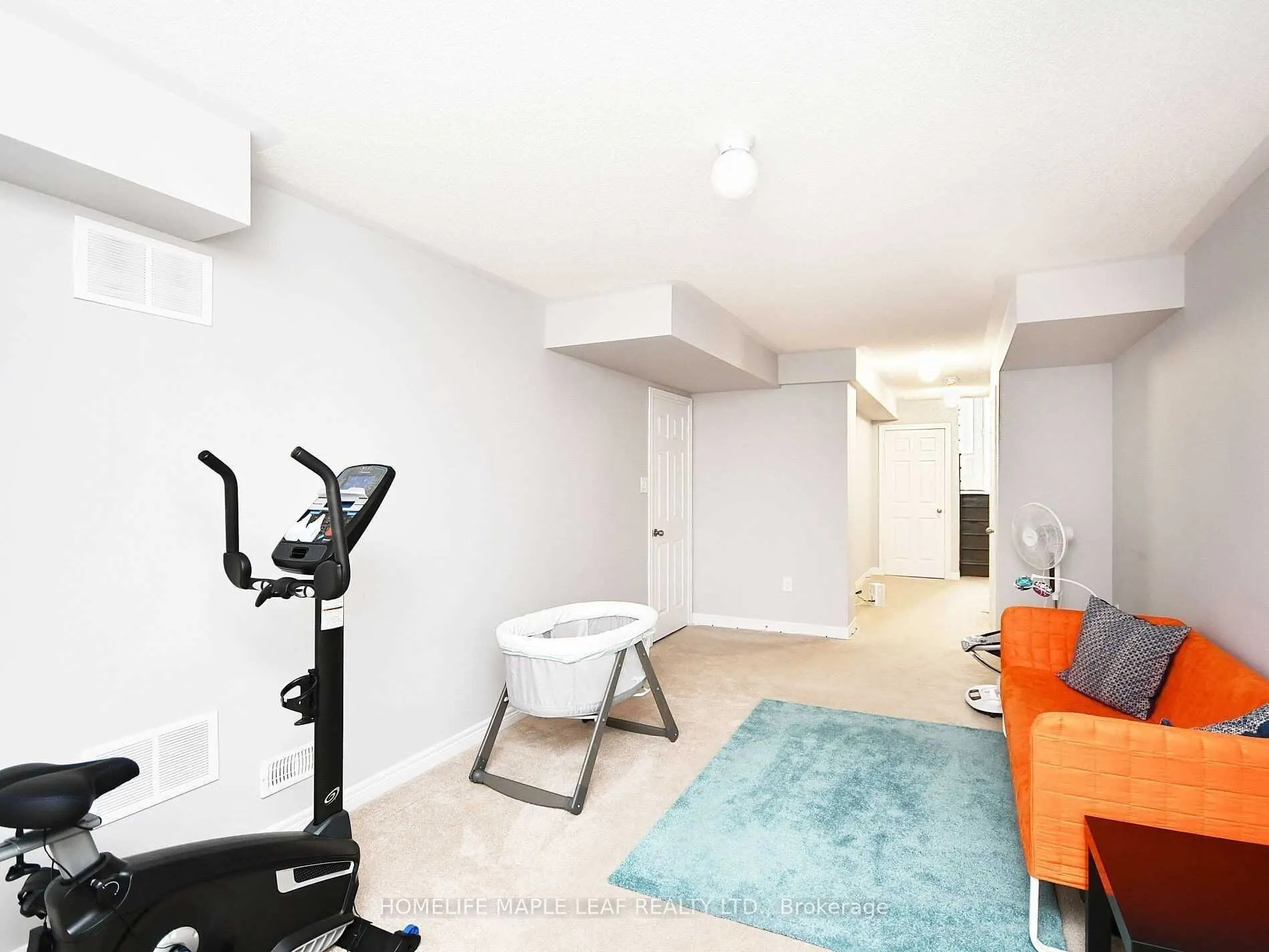 76 Rockman Crescent