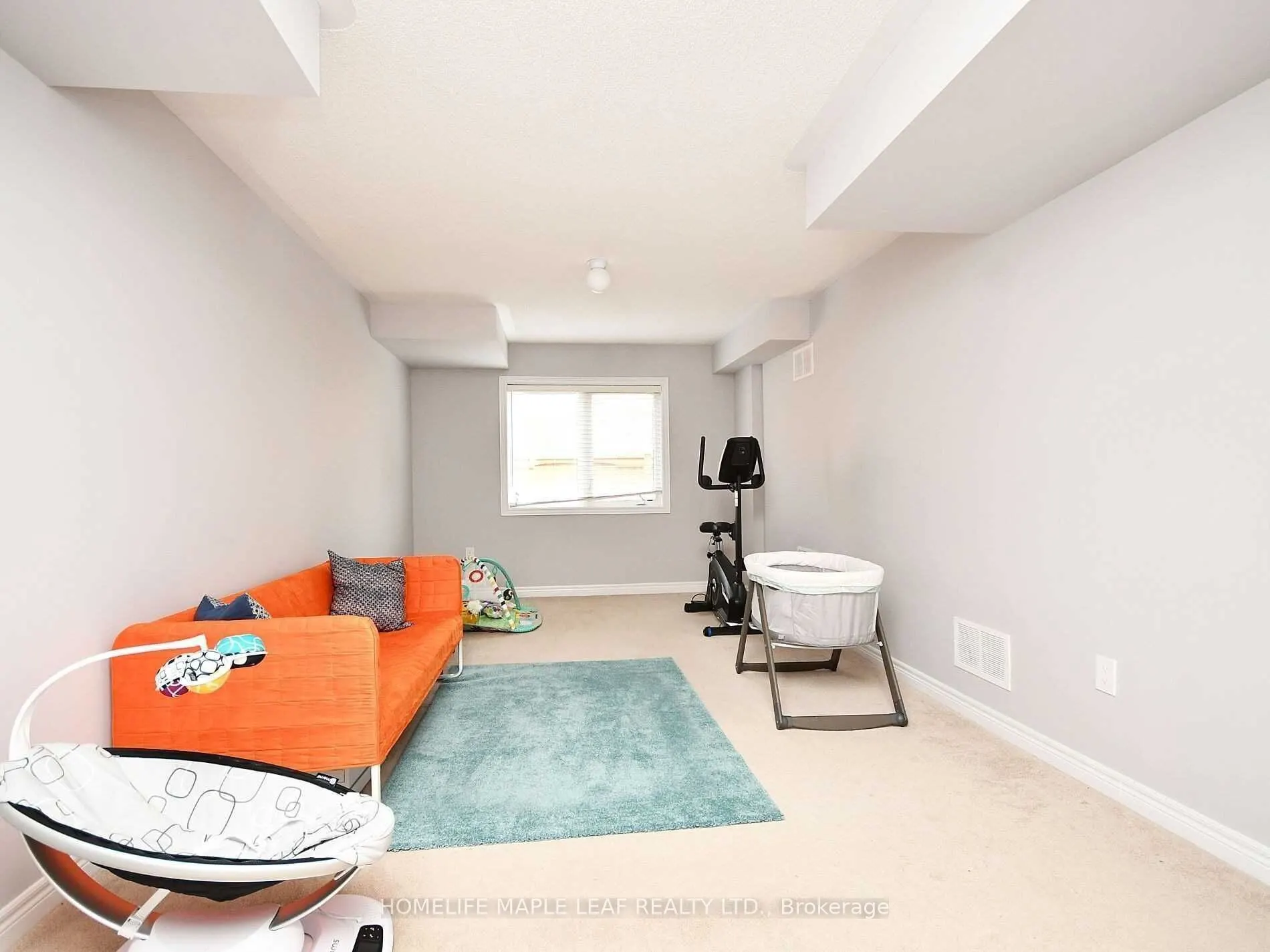 76 Rockman Crescent