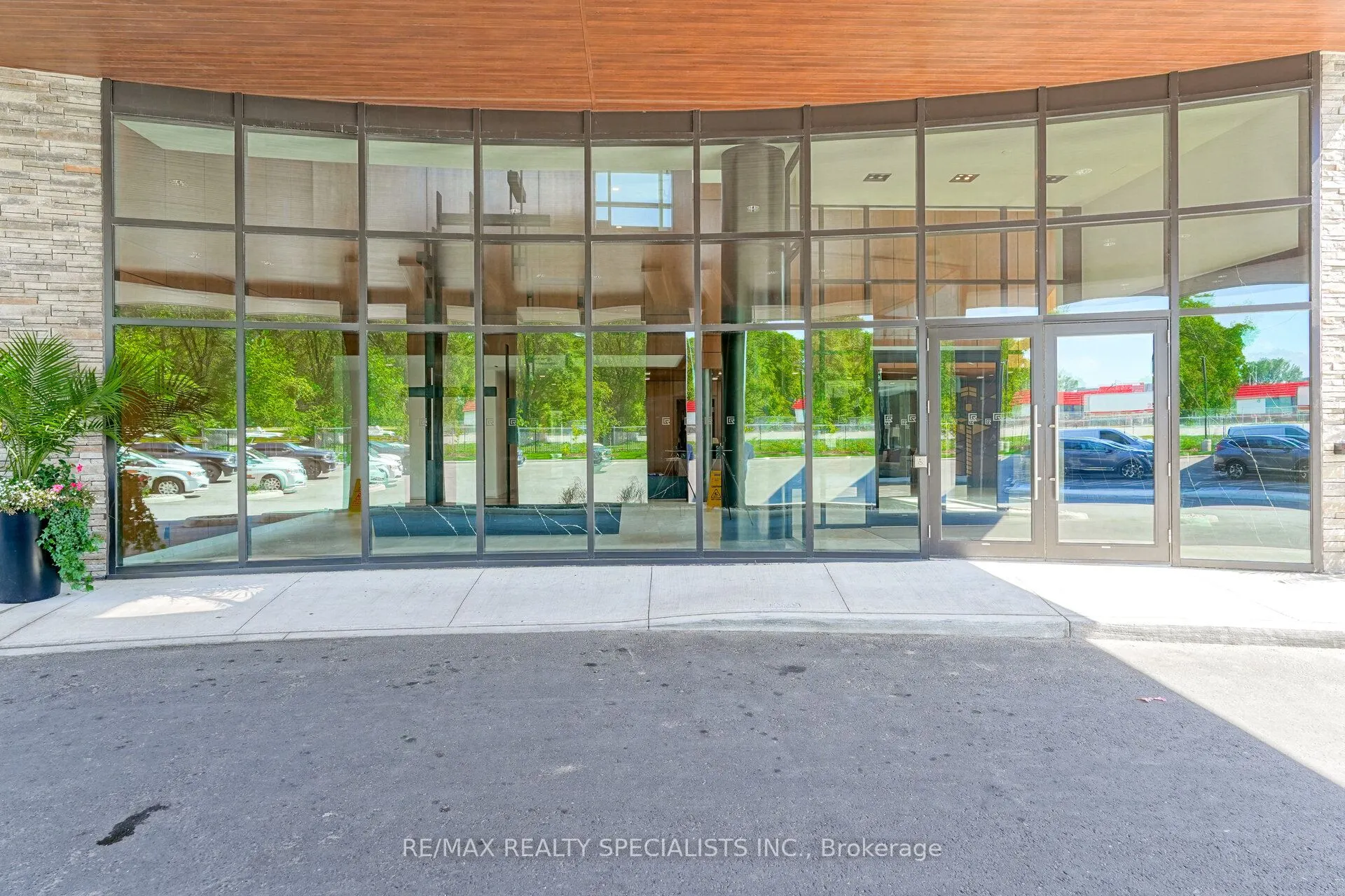 1575 Lakeshore Road W, #258