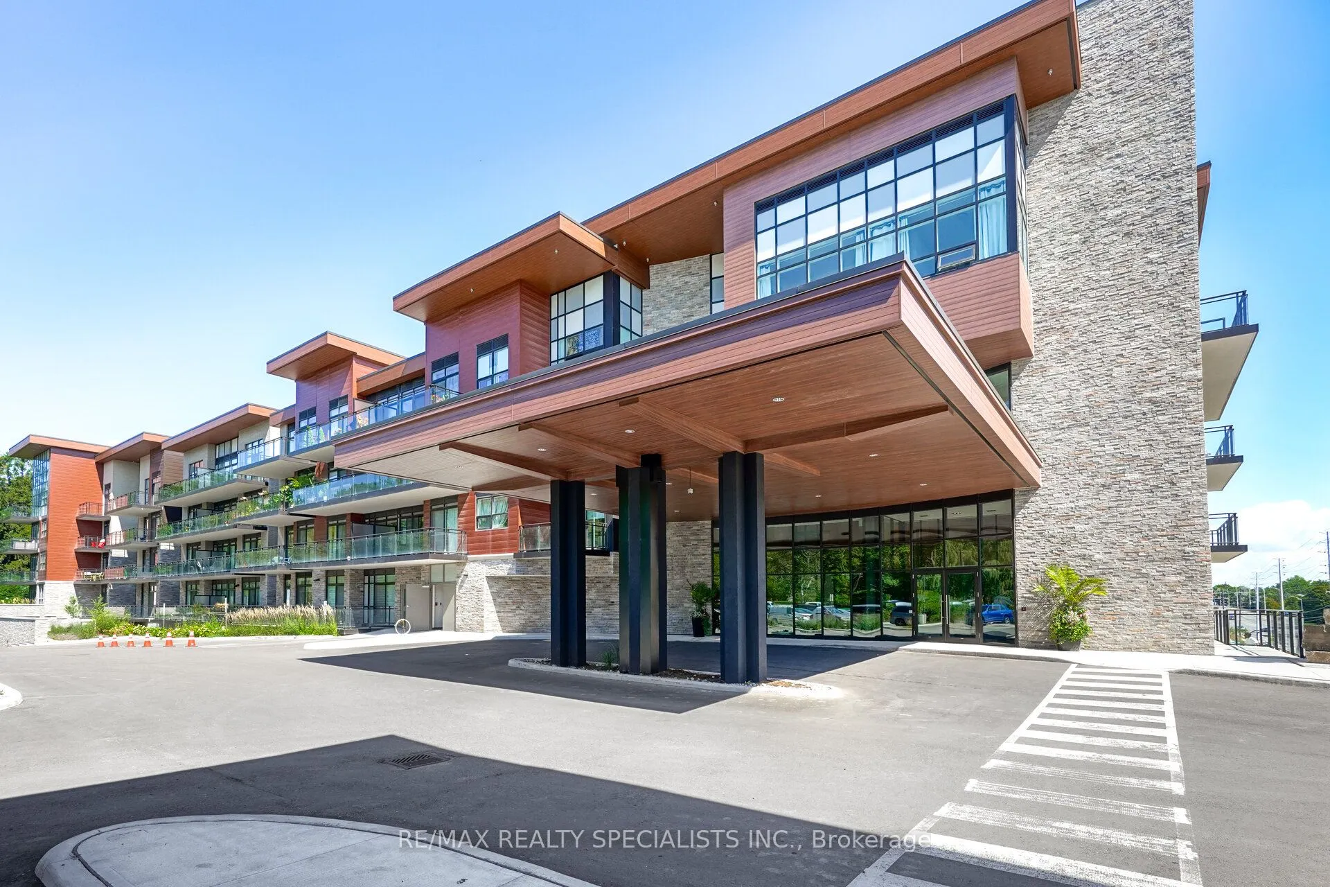 1575 Lakeshore Road W, #258