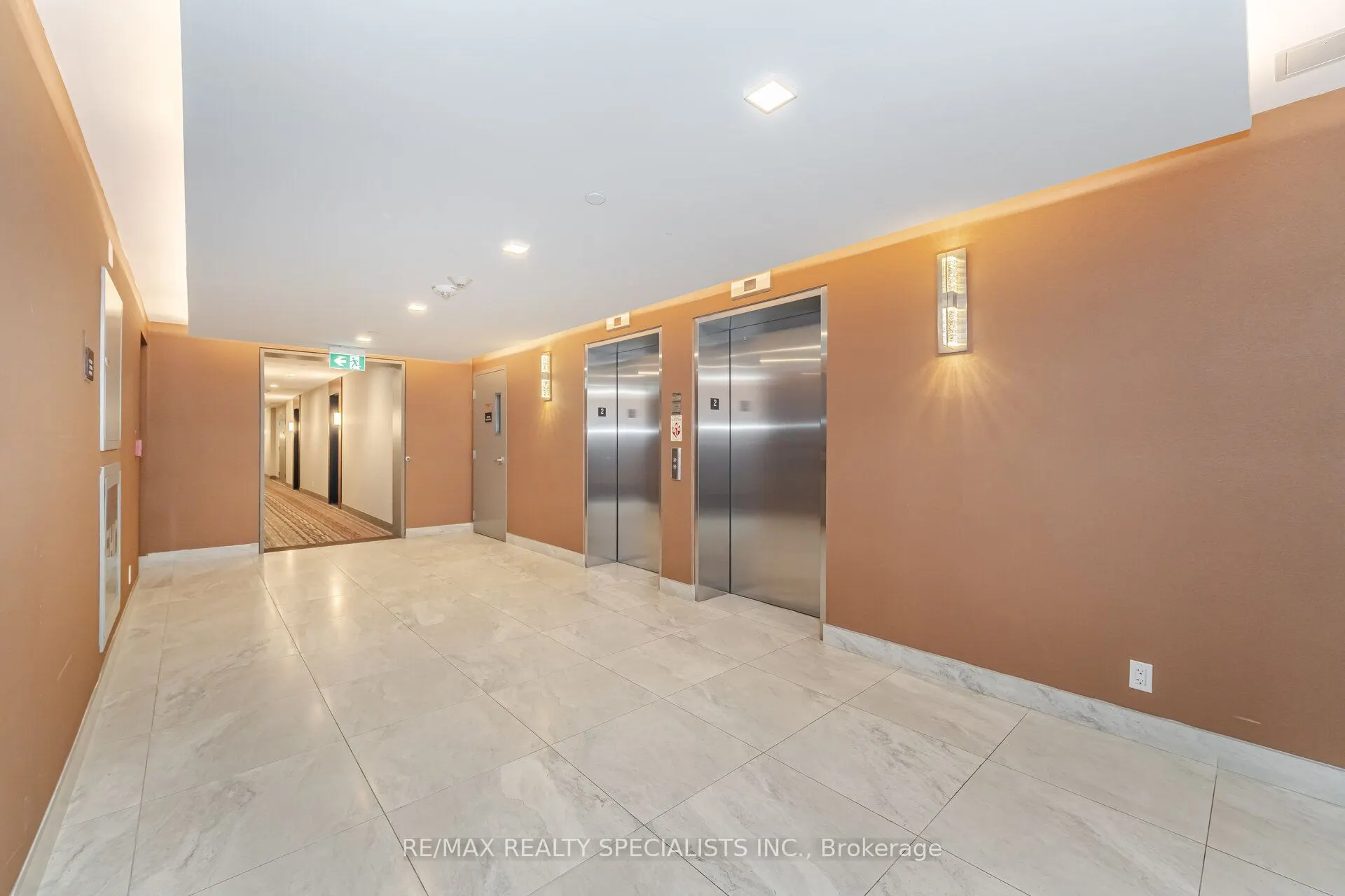 1575 Lakeshore Road W, #258