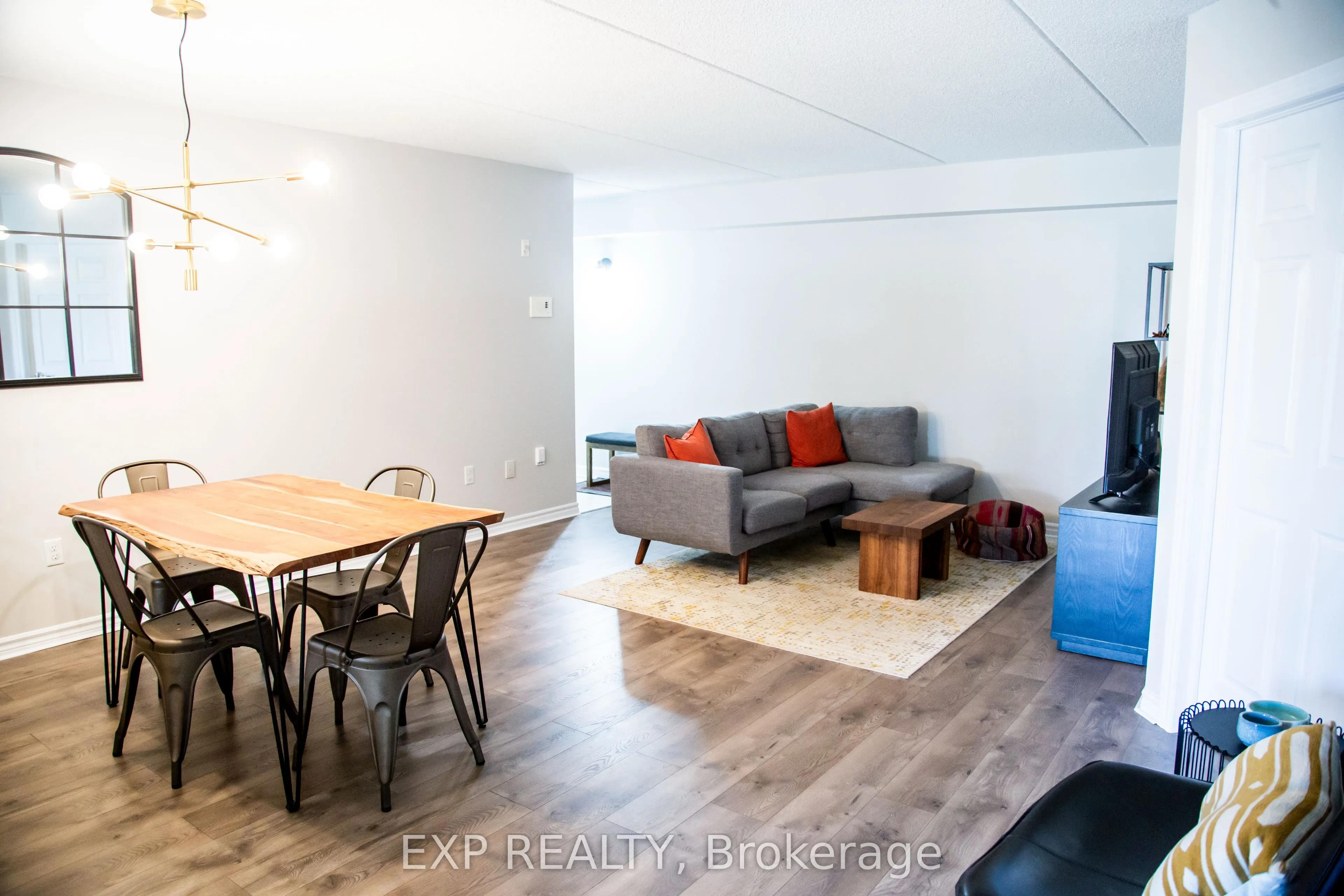 1380 Main Street E, #101