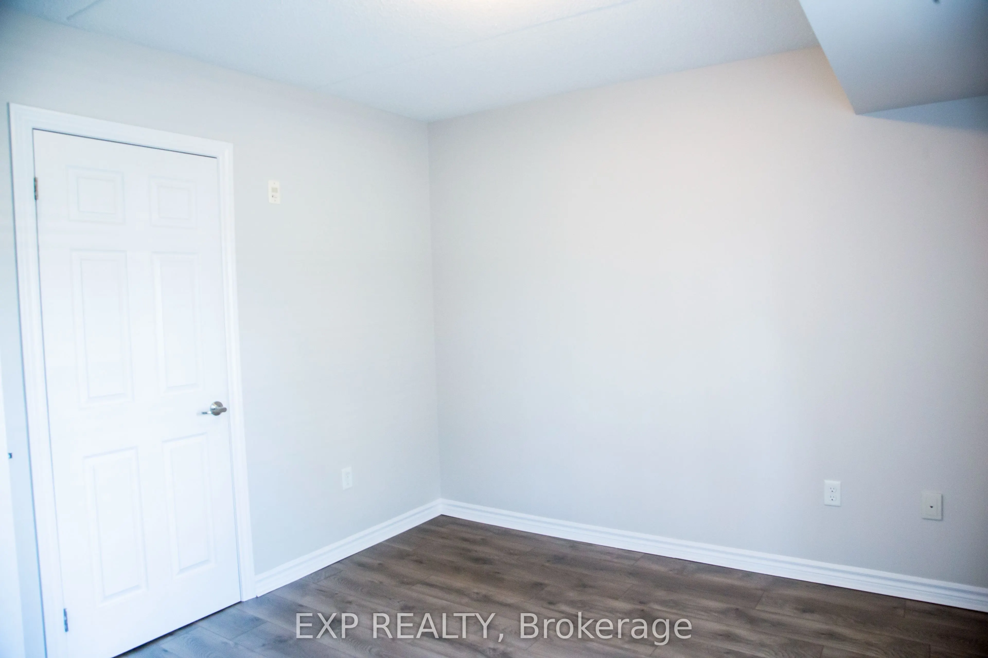 1380 Main Street E, #101
