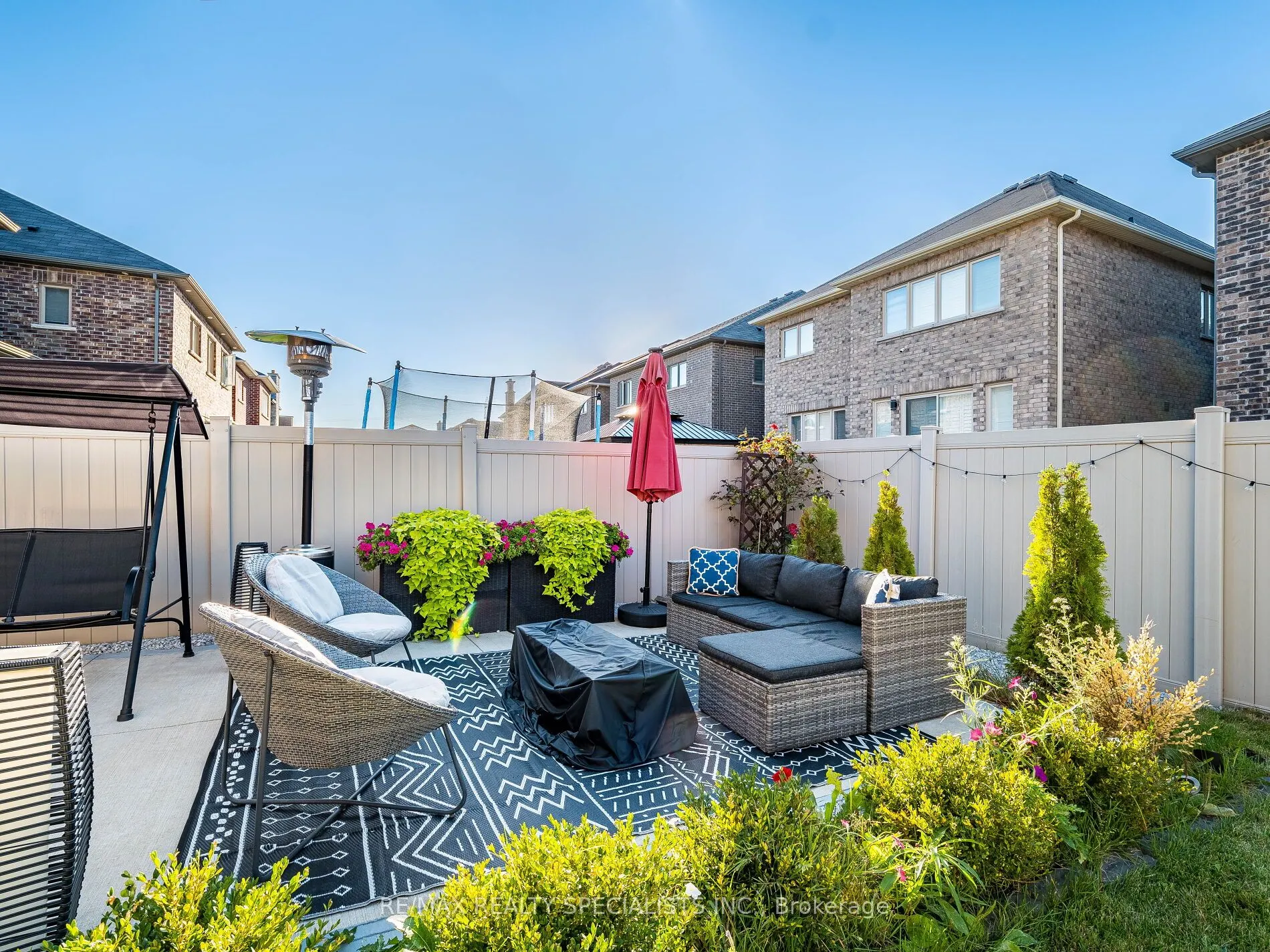 46 Forsyth Crescent