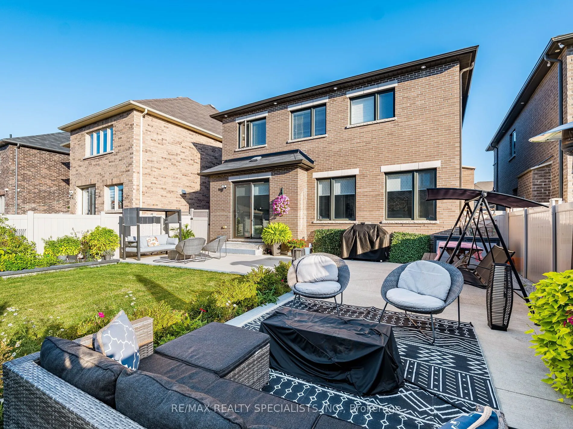 46 Forsyth Crescent