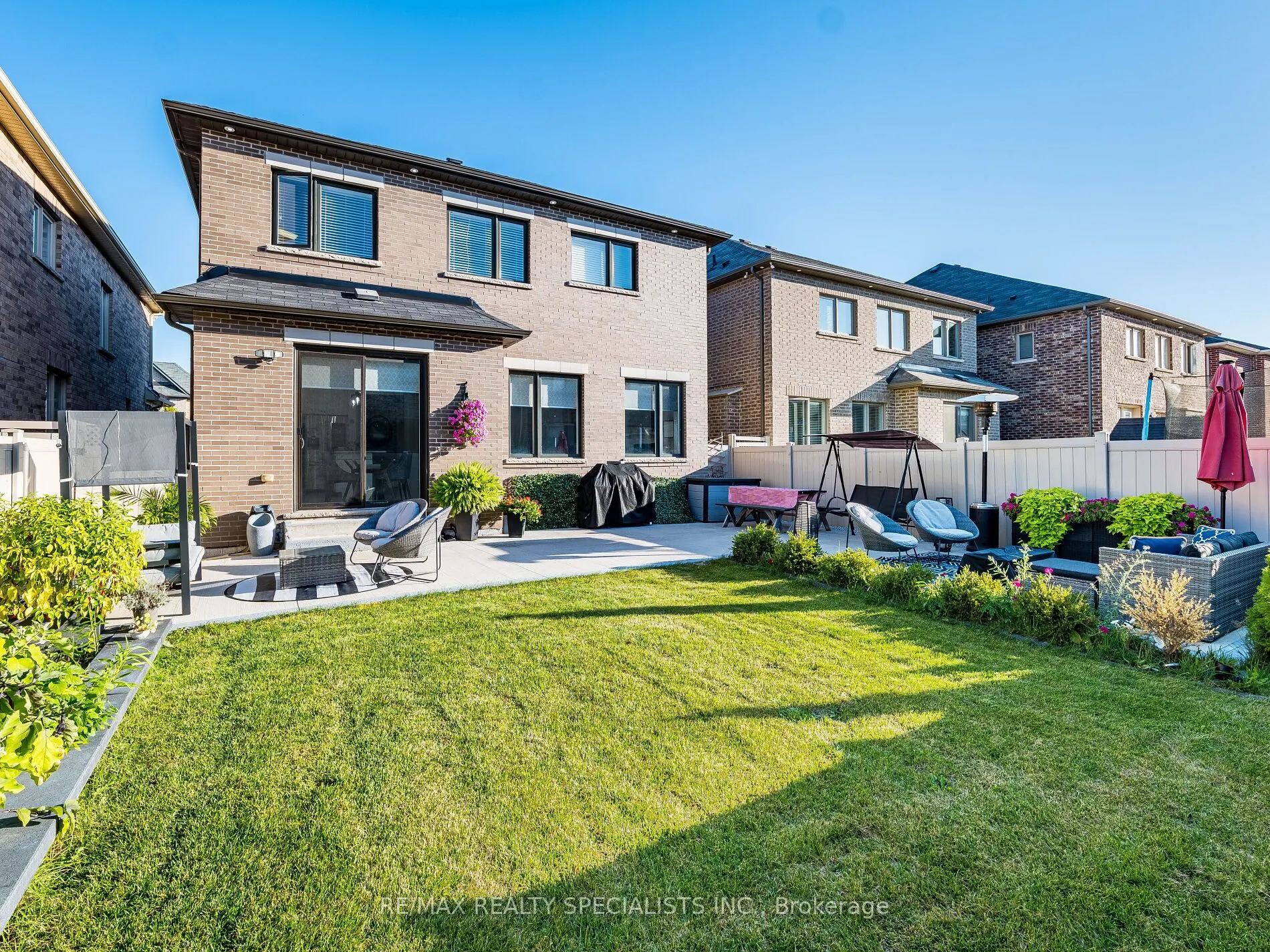 46 Forsyth Crescent
