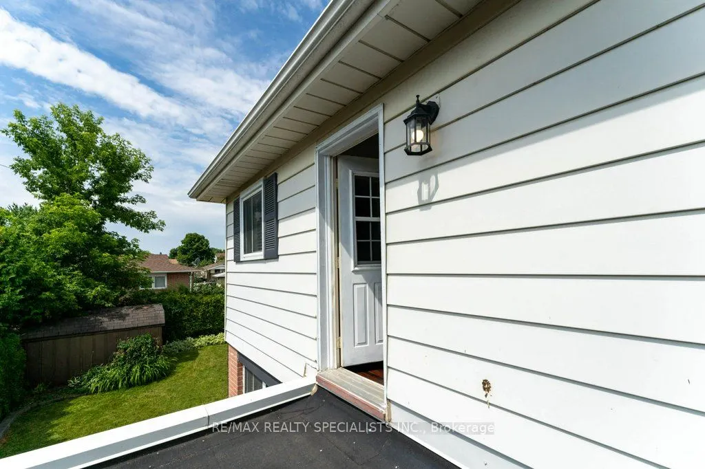 68 Windermere Court