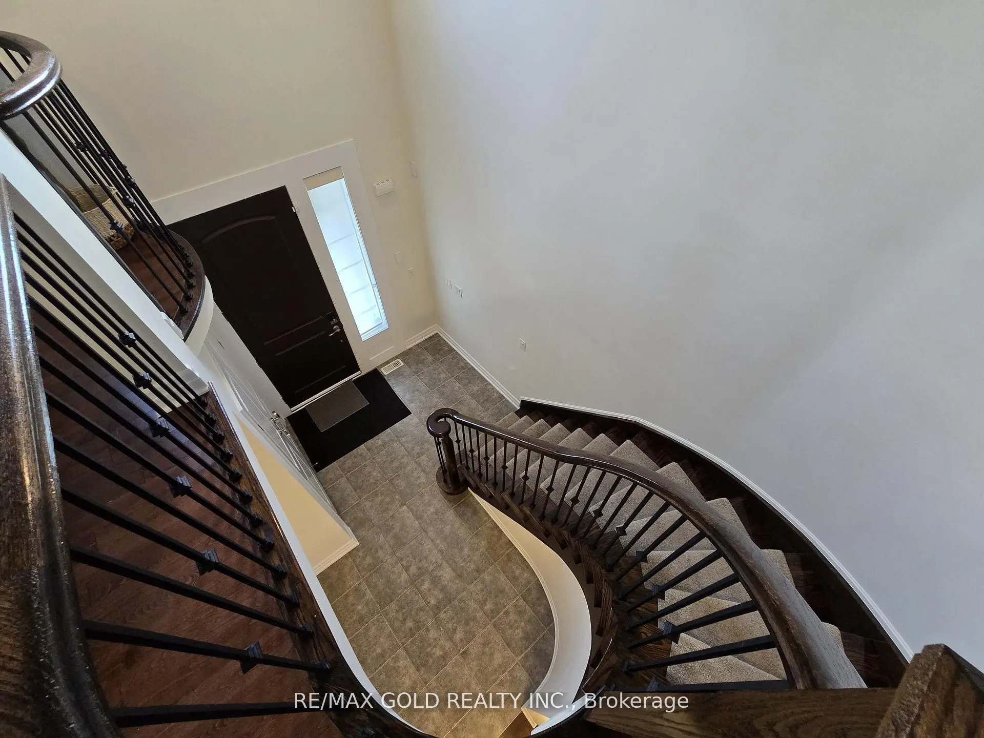 87 Scott Boulevard