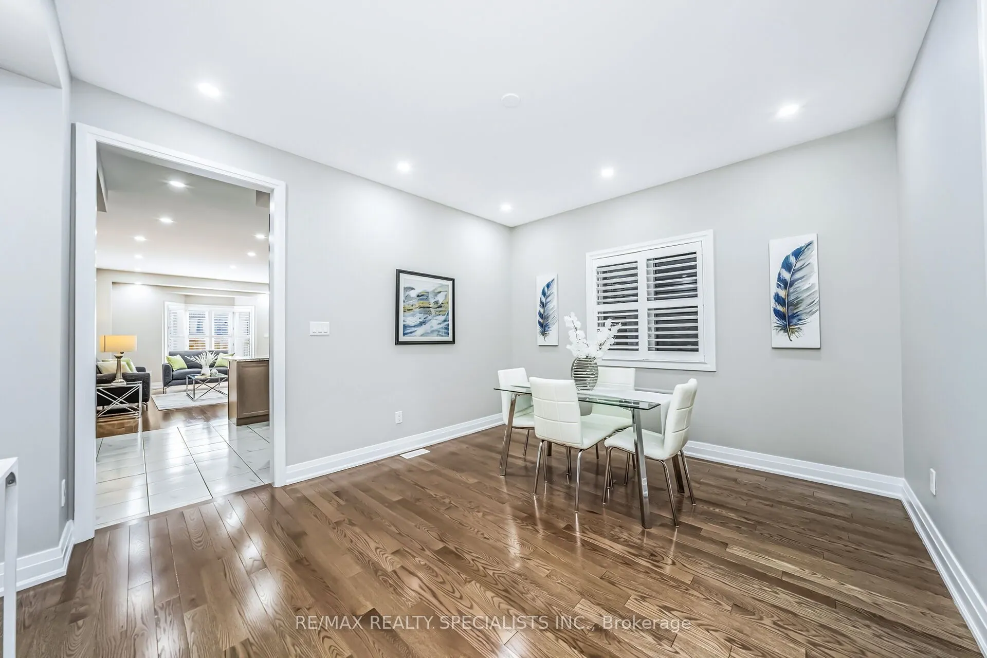 16 Dalbeattie Drive