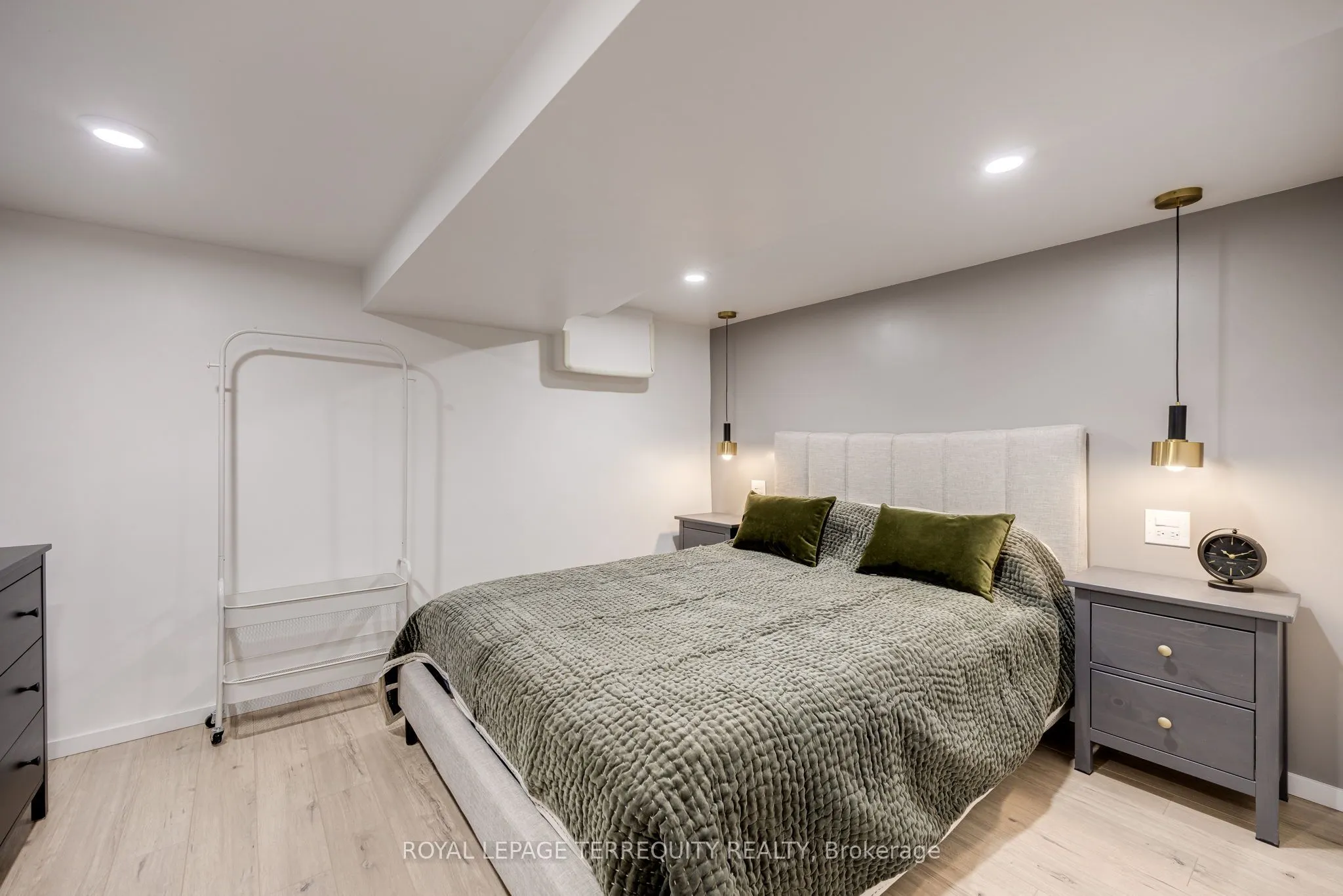 490 Symington Avenue, #Bsmt
