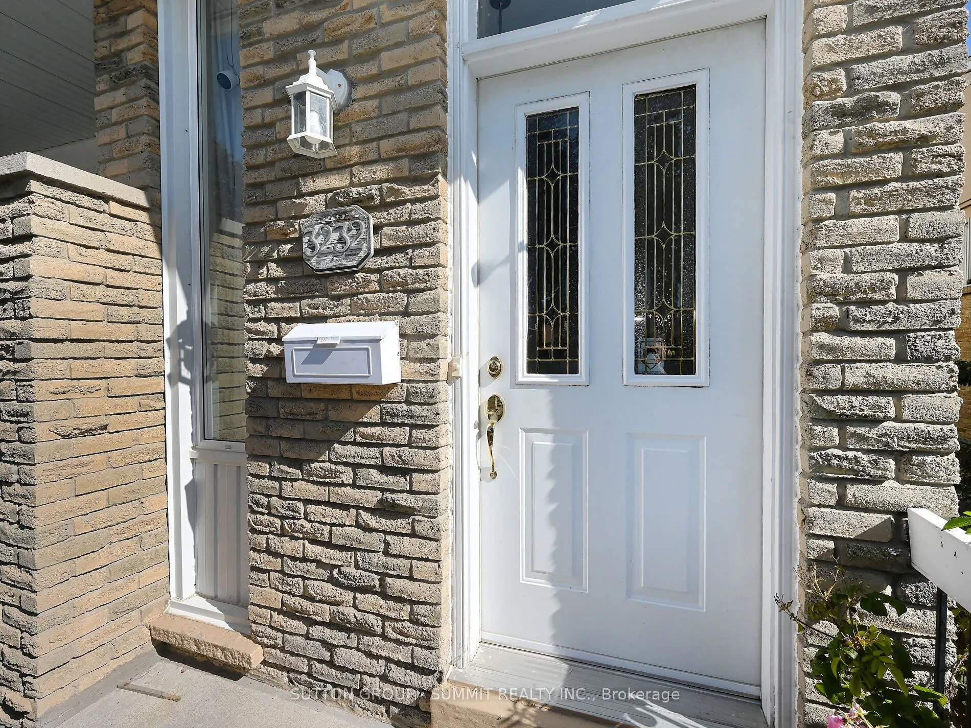 3232 MCCARTHY Court