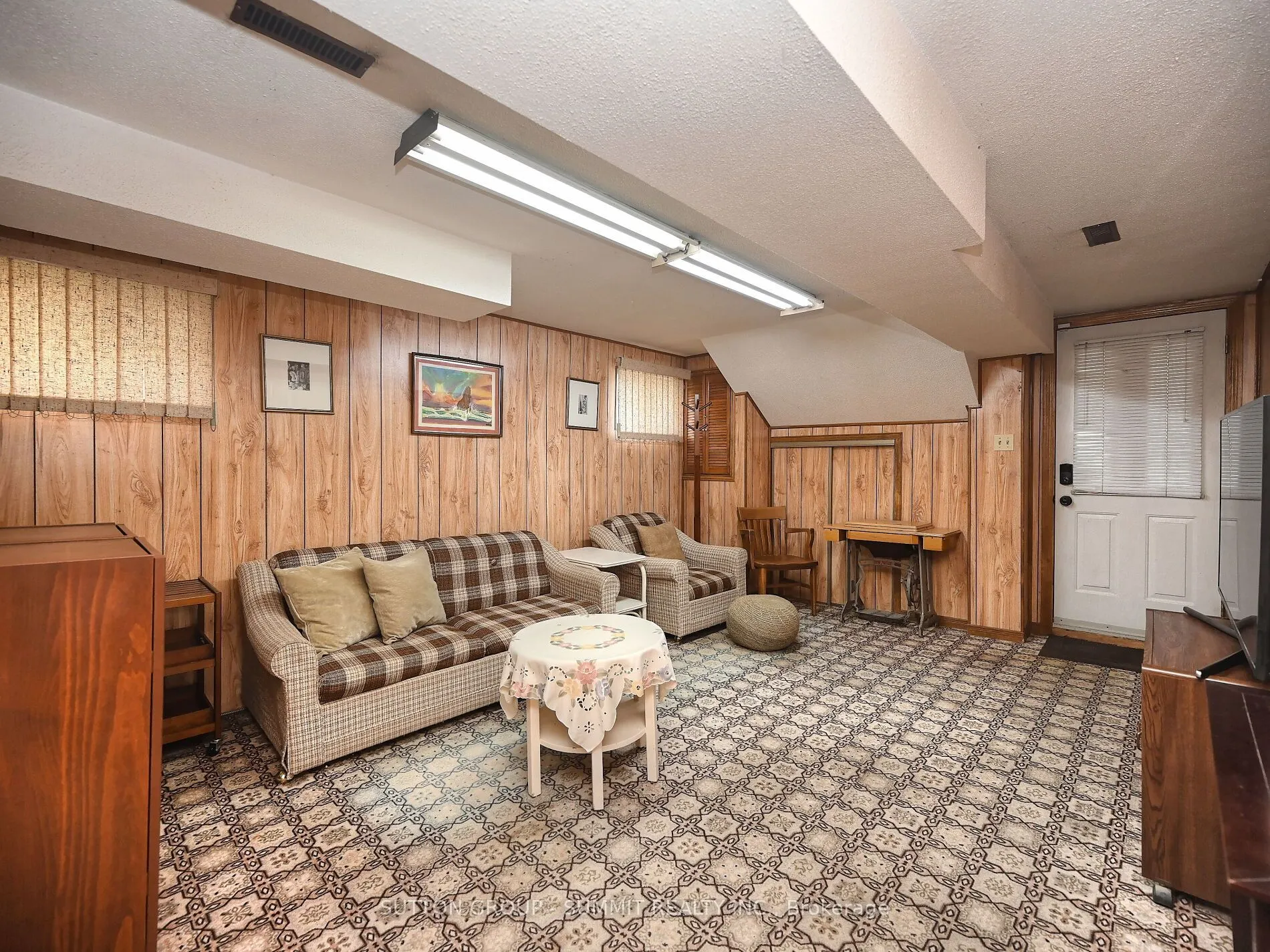 3232 MCCARTHY Court