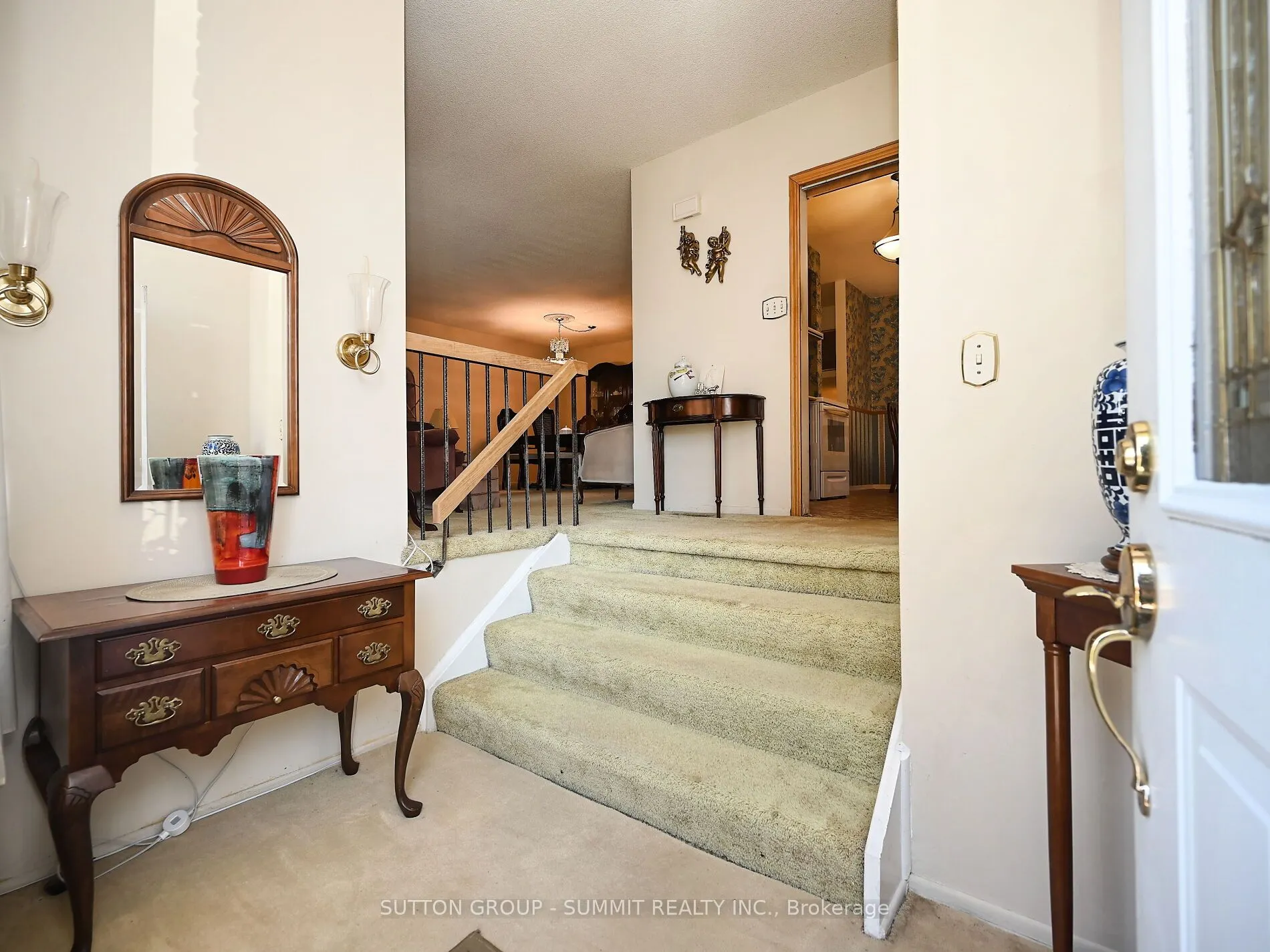 3232 MCCARTHY Court