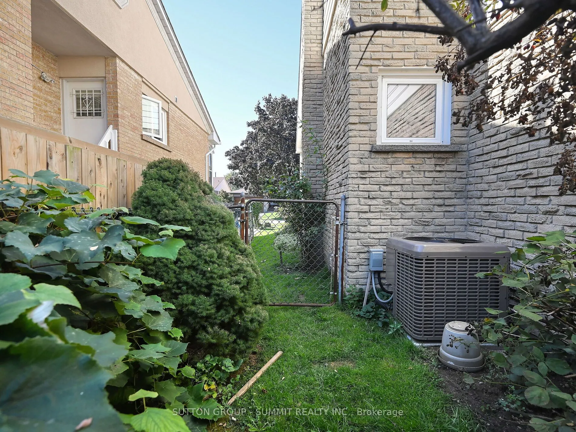 3232 MCCARTHY Court