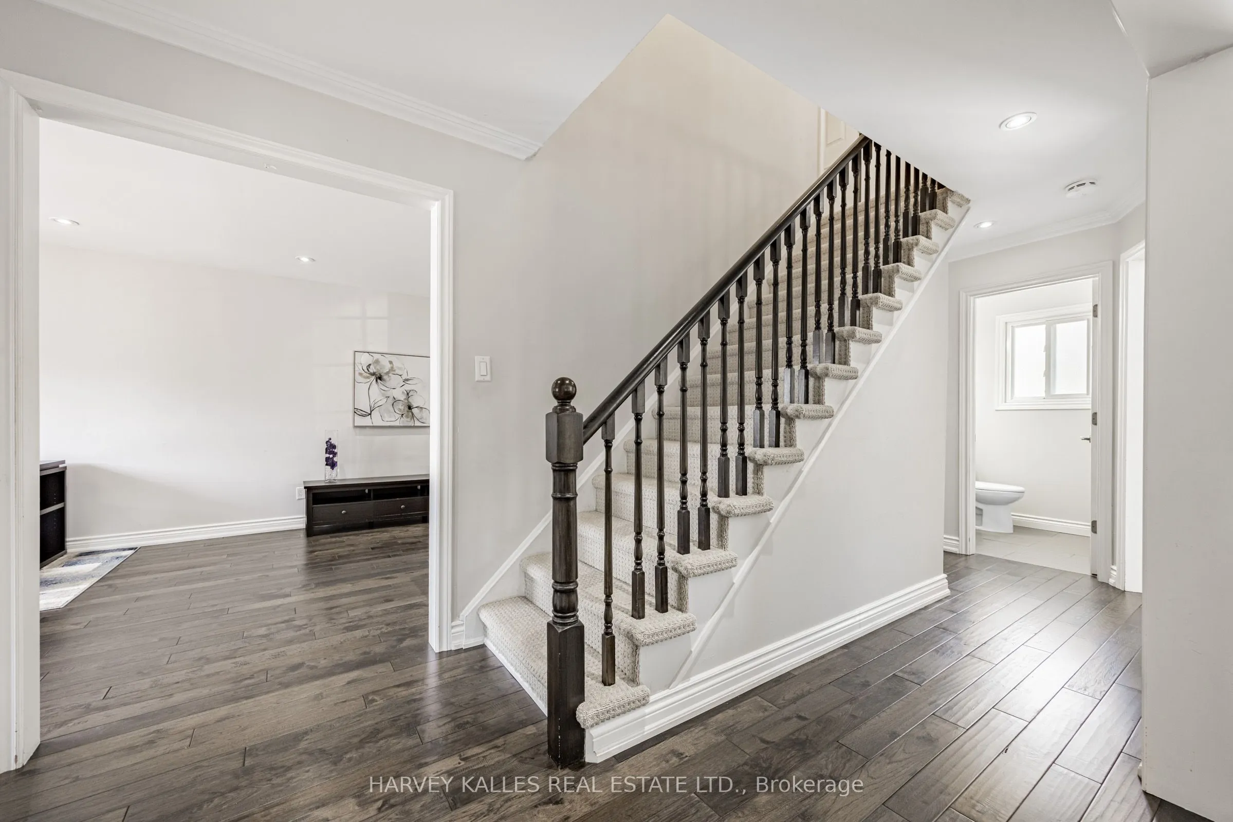 34 Greendust Court