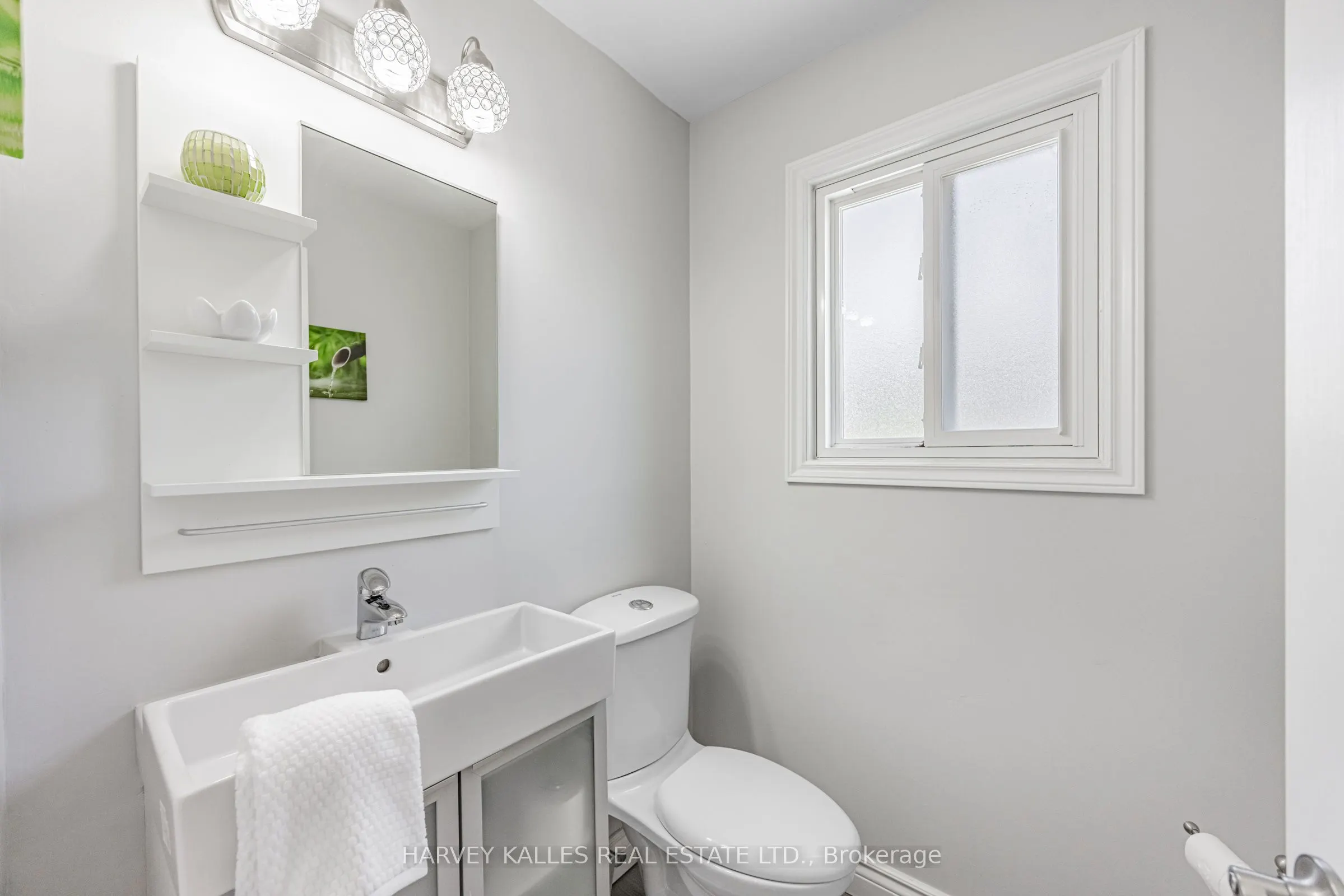34 Greendust Court