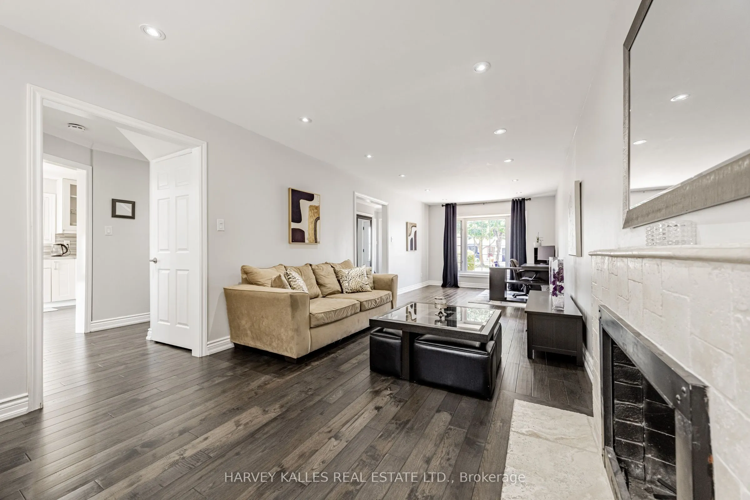 34 Greendust Court