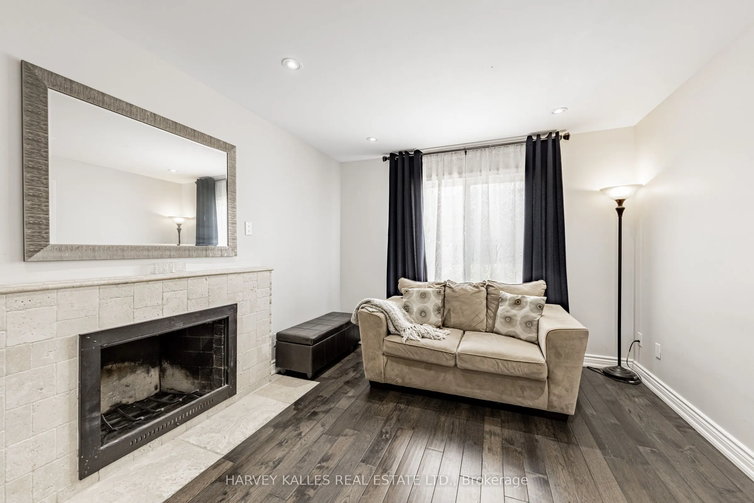 34 Greendust Court