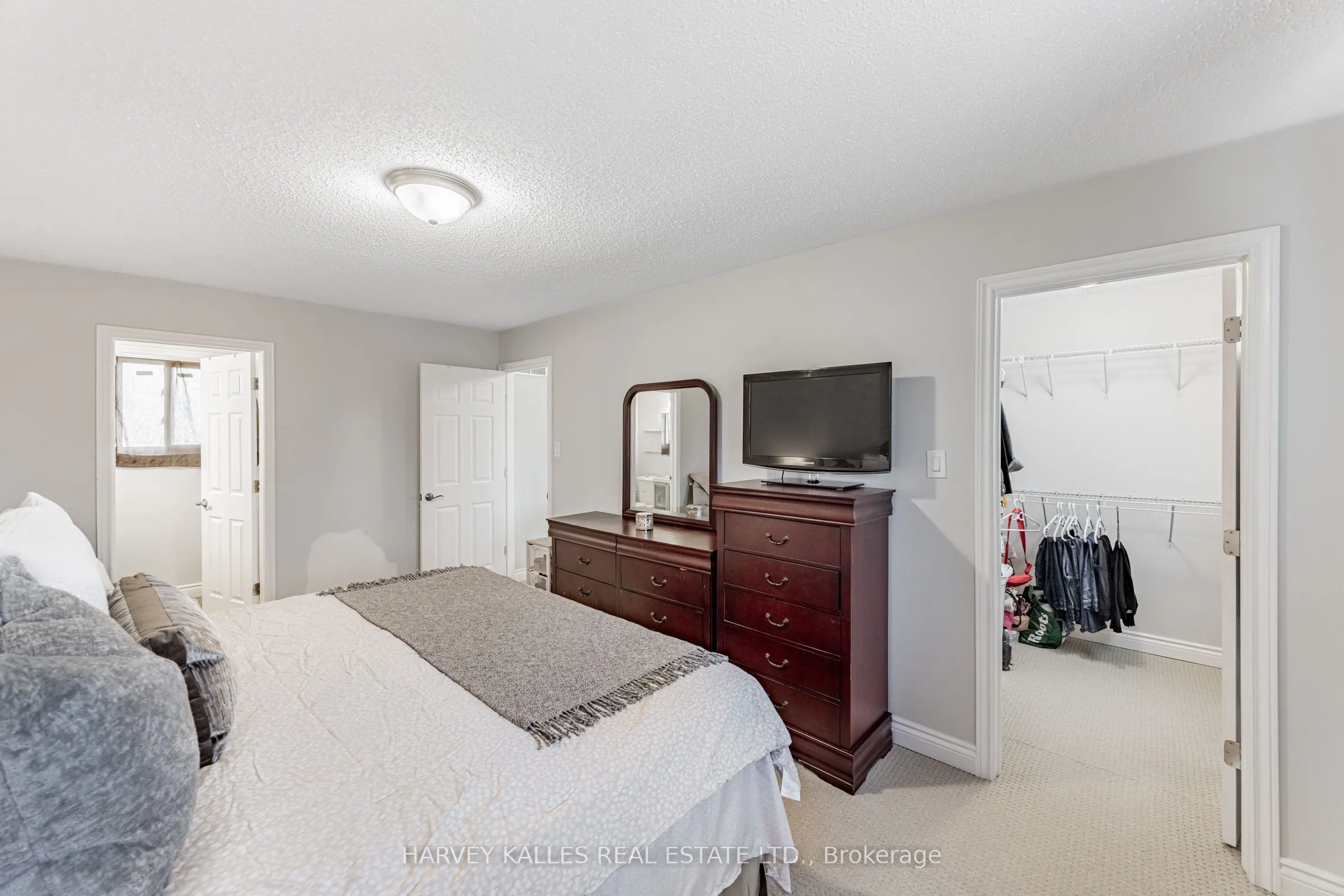 34 Greendust Court