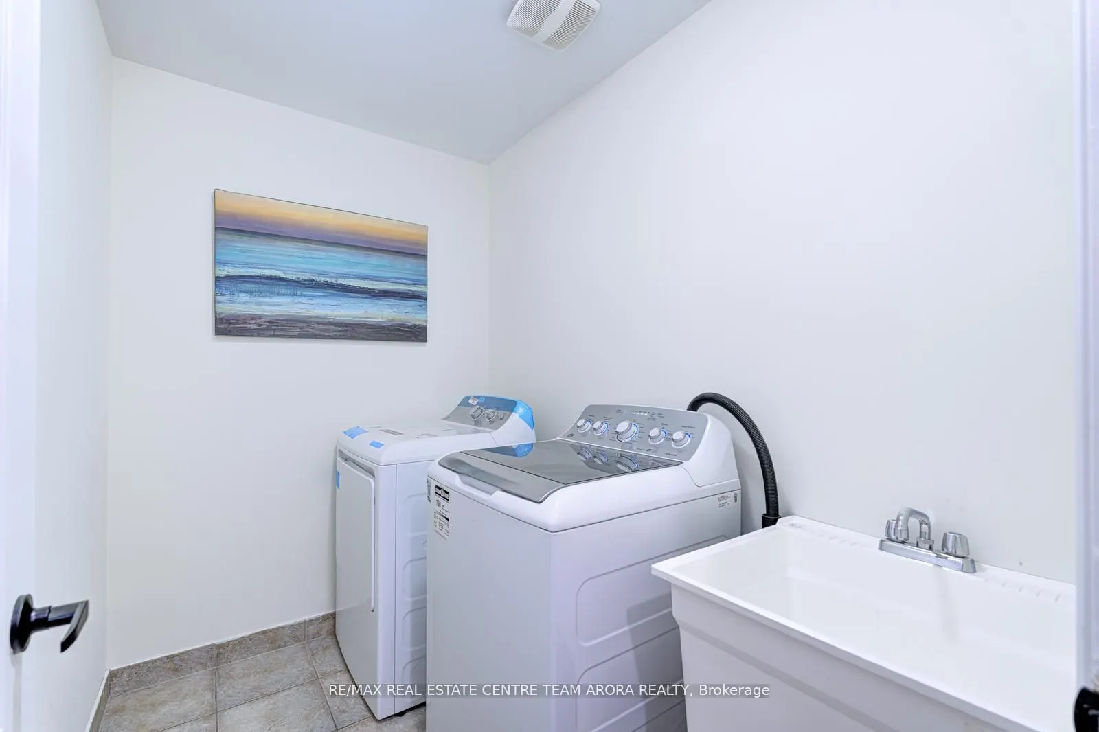 57 Sky Harbour Drive