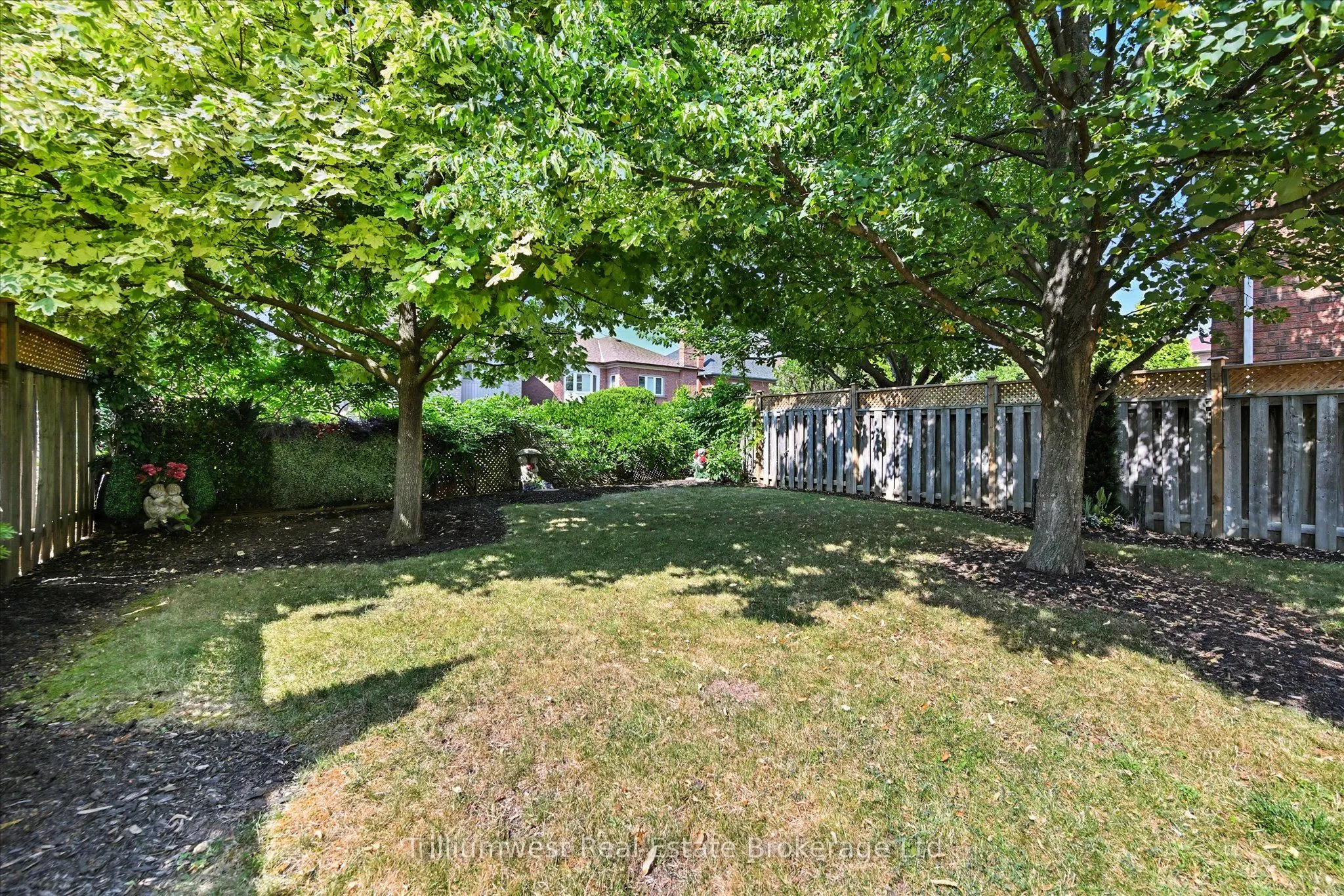 5516 Haddon Hall Road