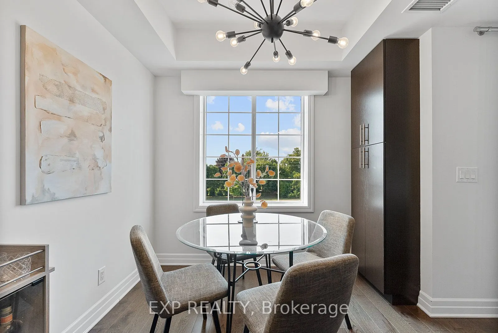 2300 Upper Middle Road W, #325