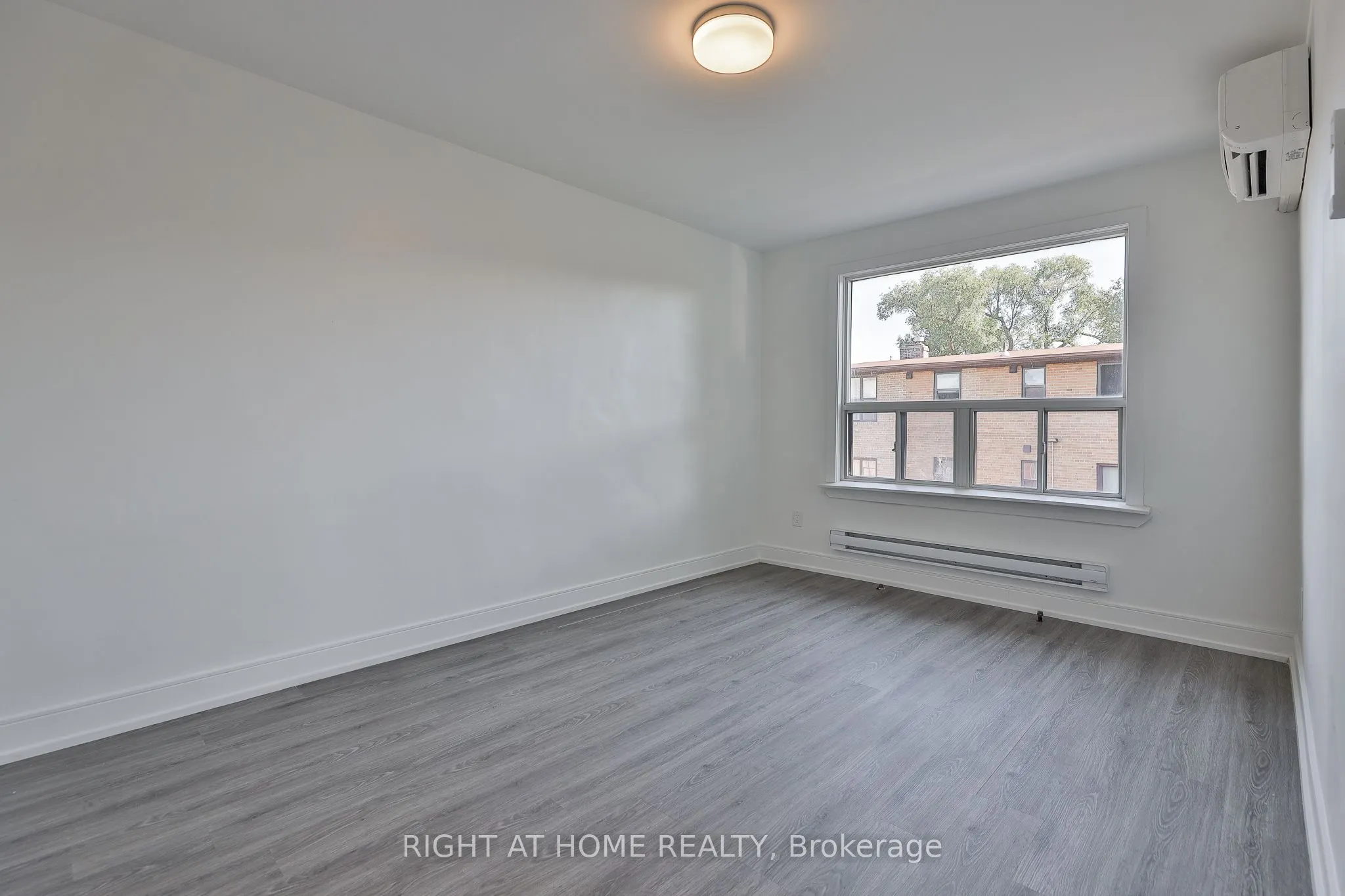 2841 Keele Street, #7