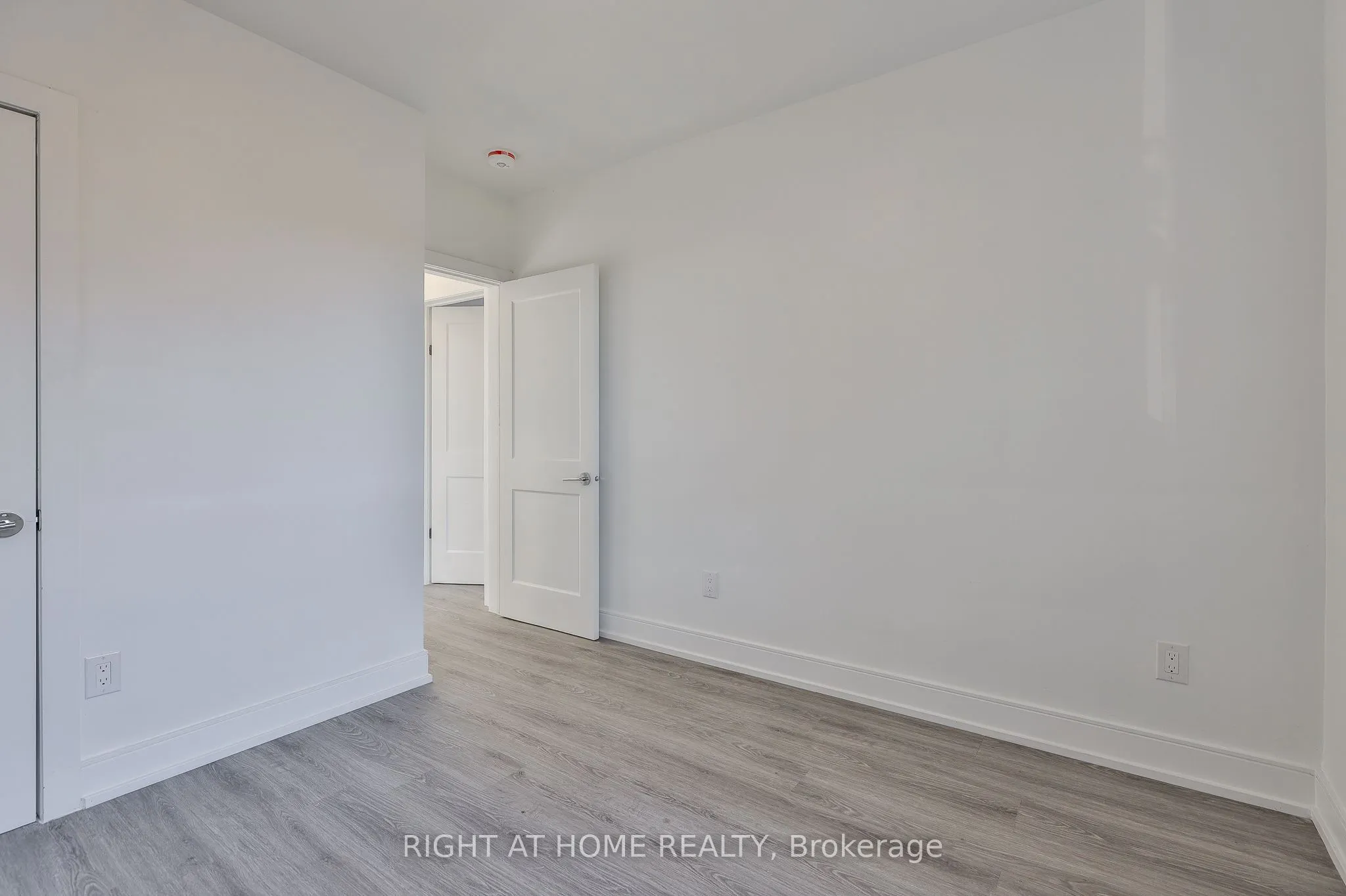 2841 Keele Street, #7