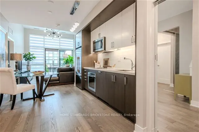 1575 Lakeshore Road W, #432