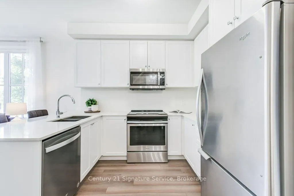 652 Cricklewood Drive, #202