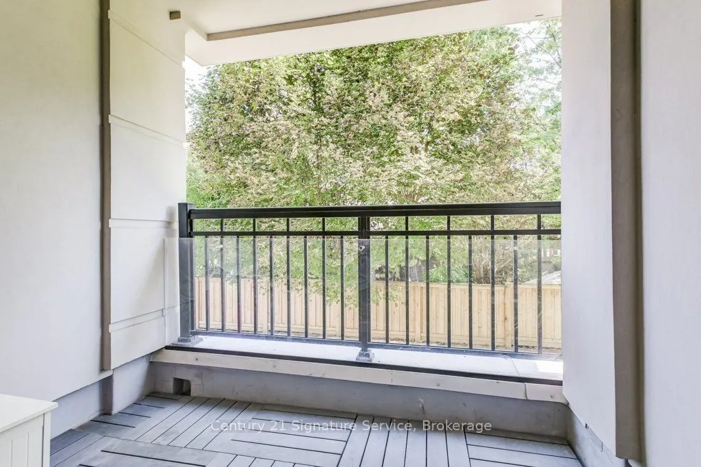 652 Cricklewood Drive, #202