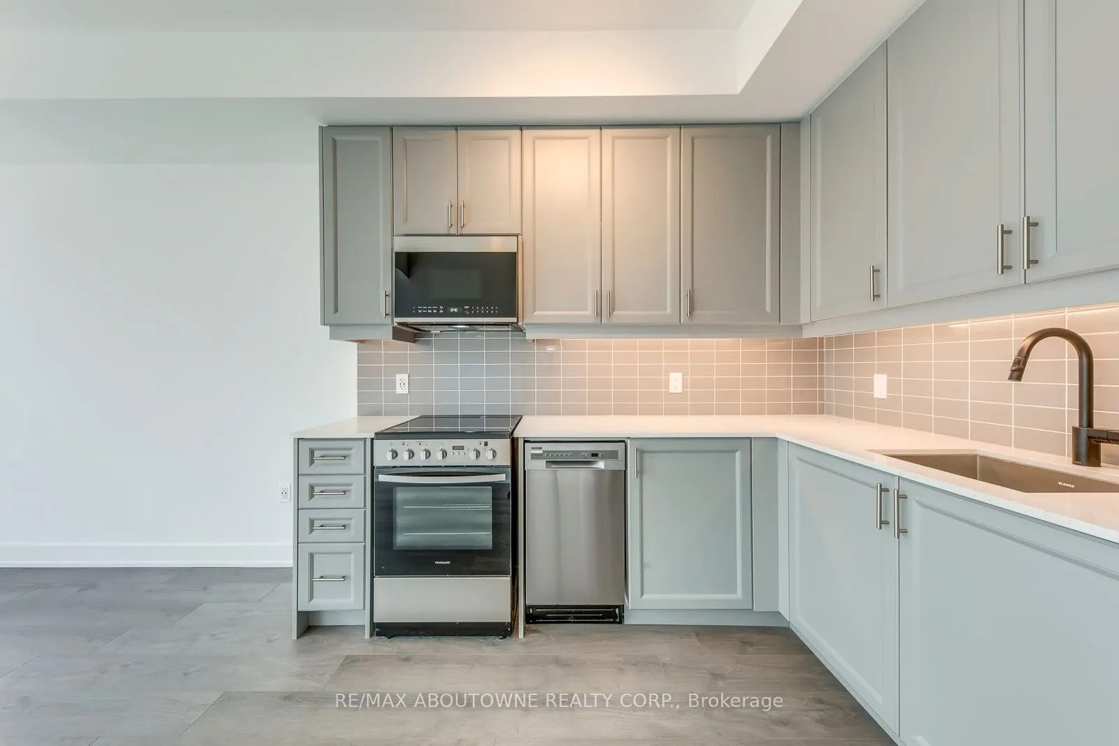 2343 Khalsa Gate, #307
