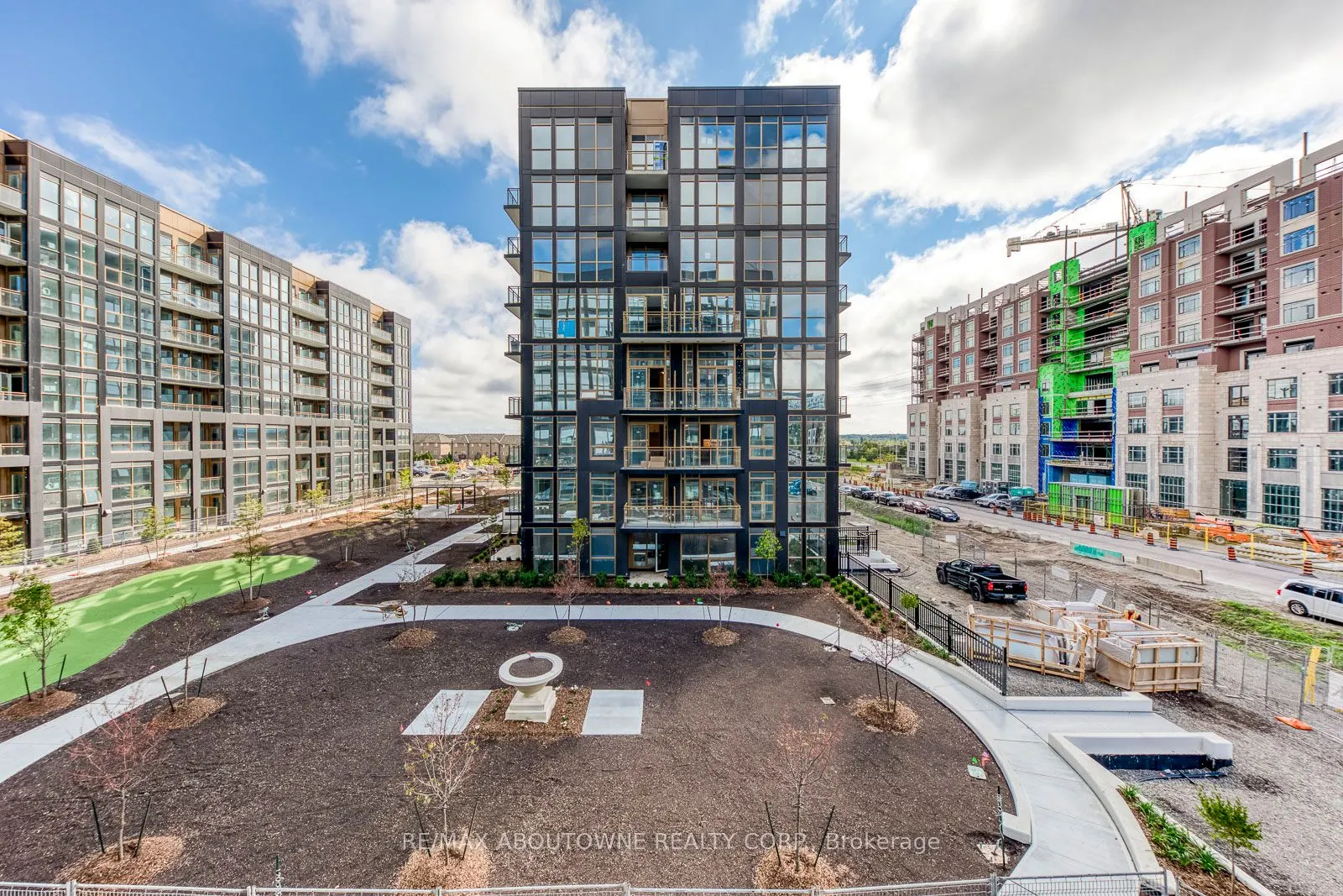 2343 Khalsa Gate, #307
