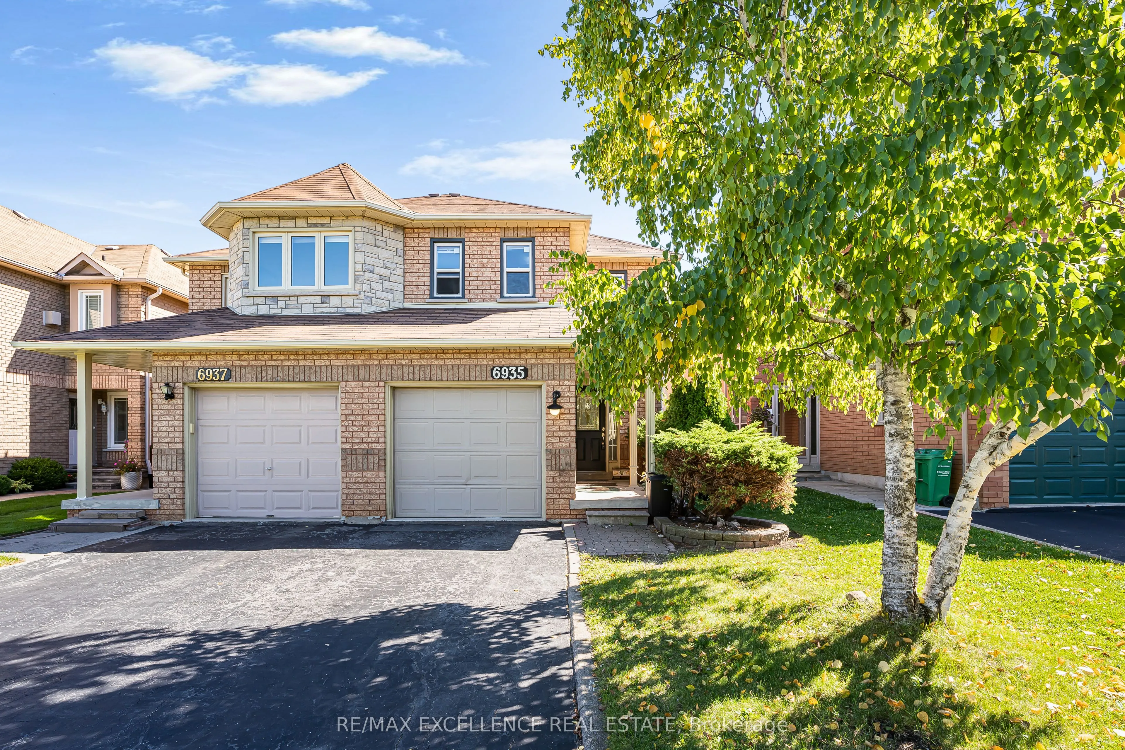 6935 Dillingwood Drive