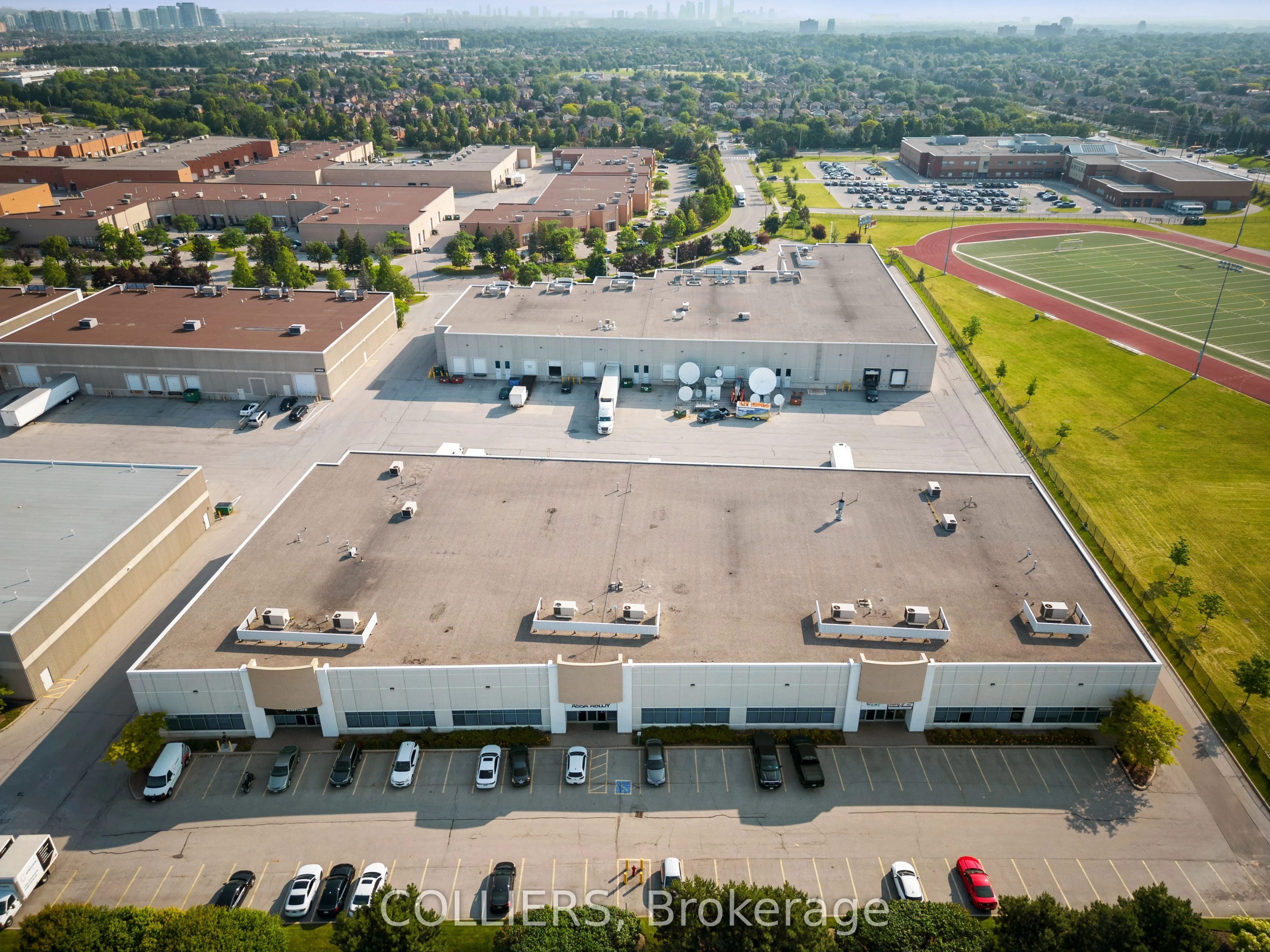 4020B Sladeview Crescent, #1-2