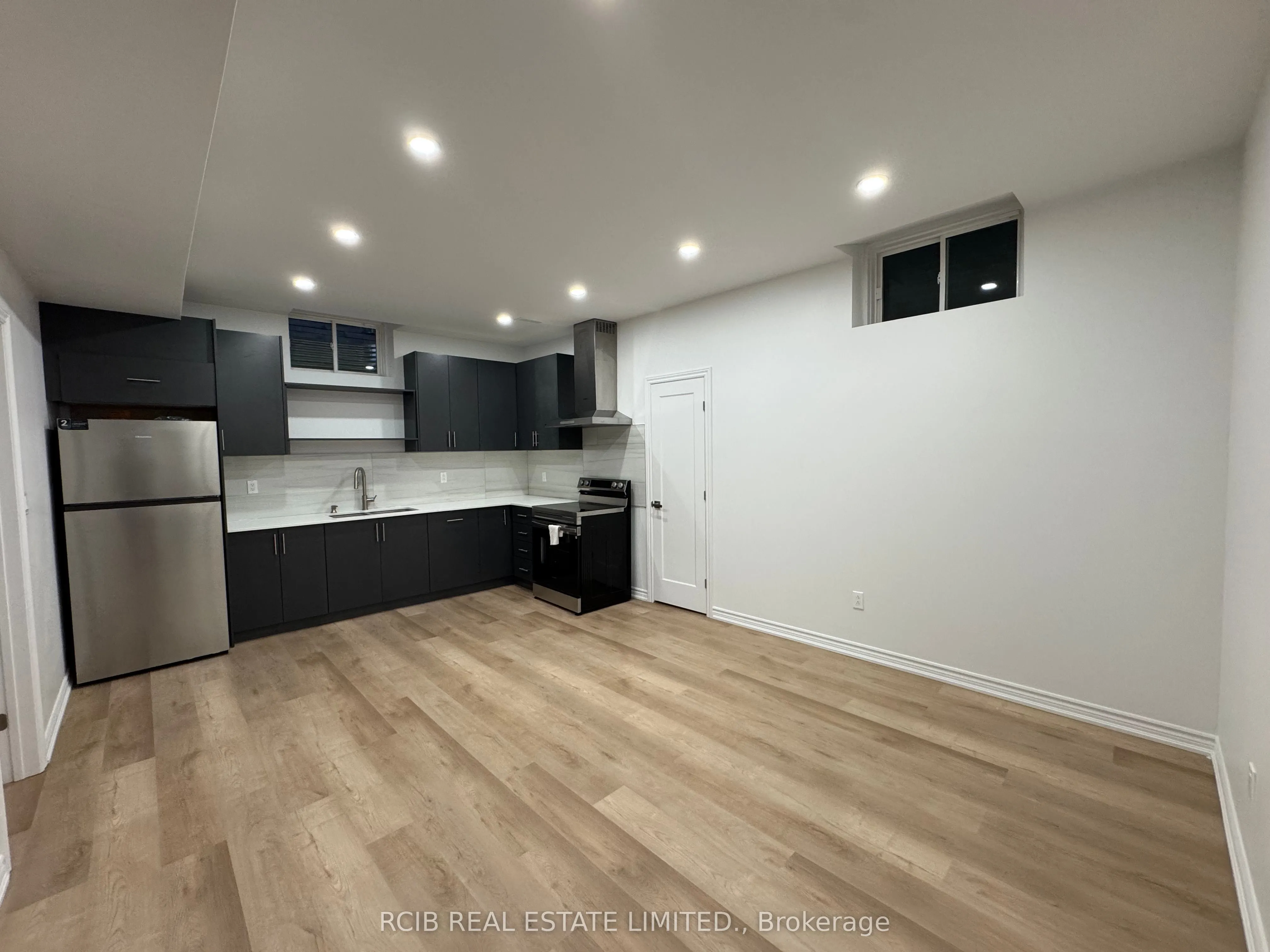 34 James Walker Avenue