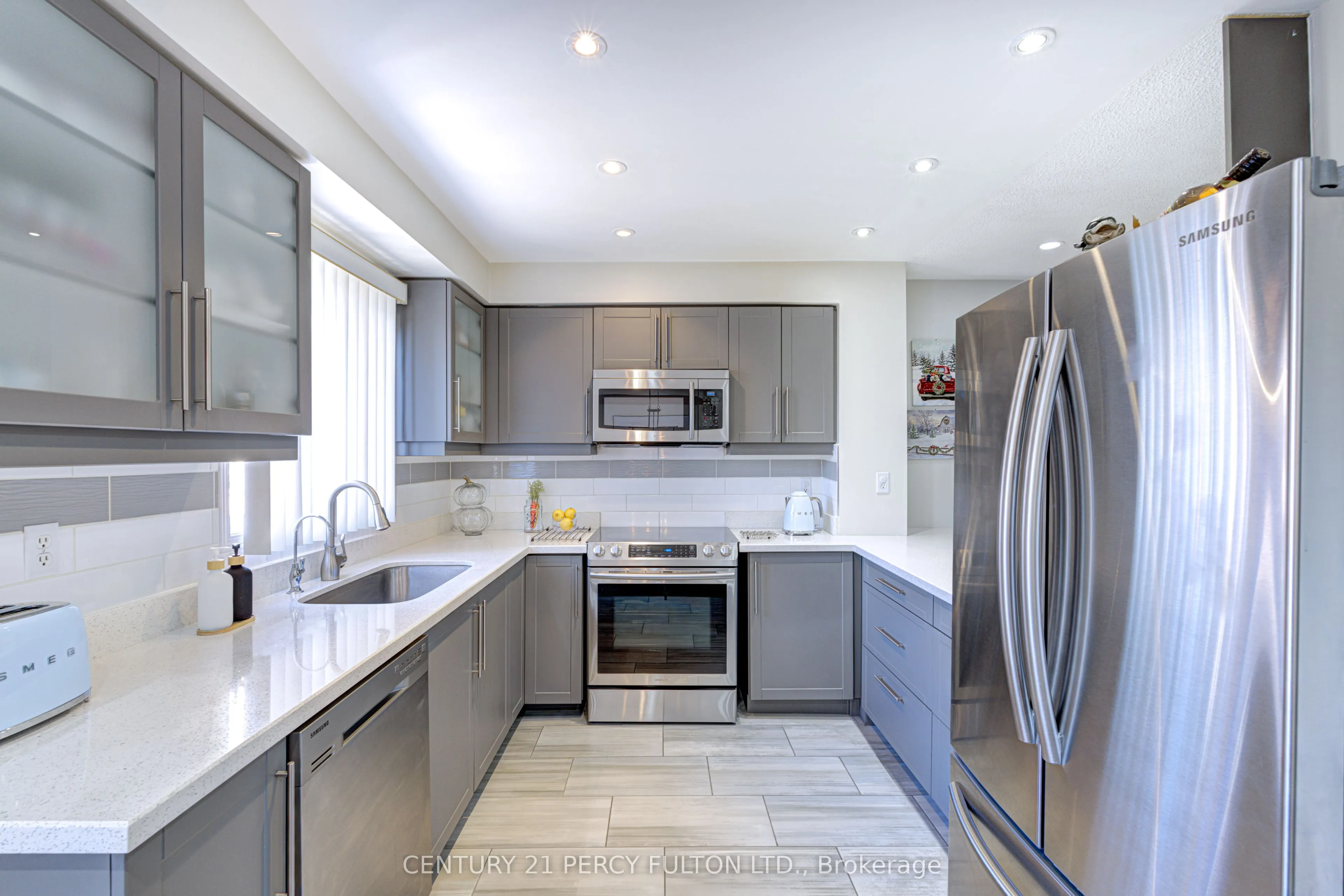 4 Dunlop Court