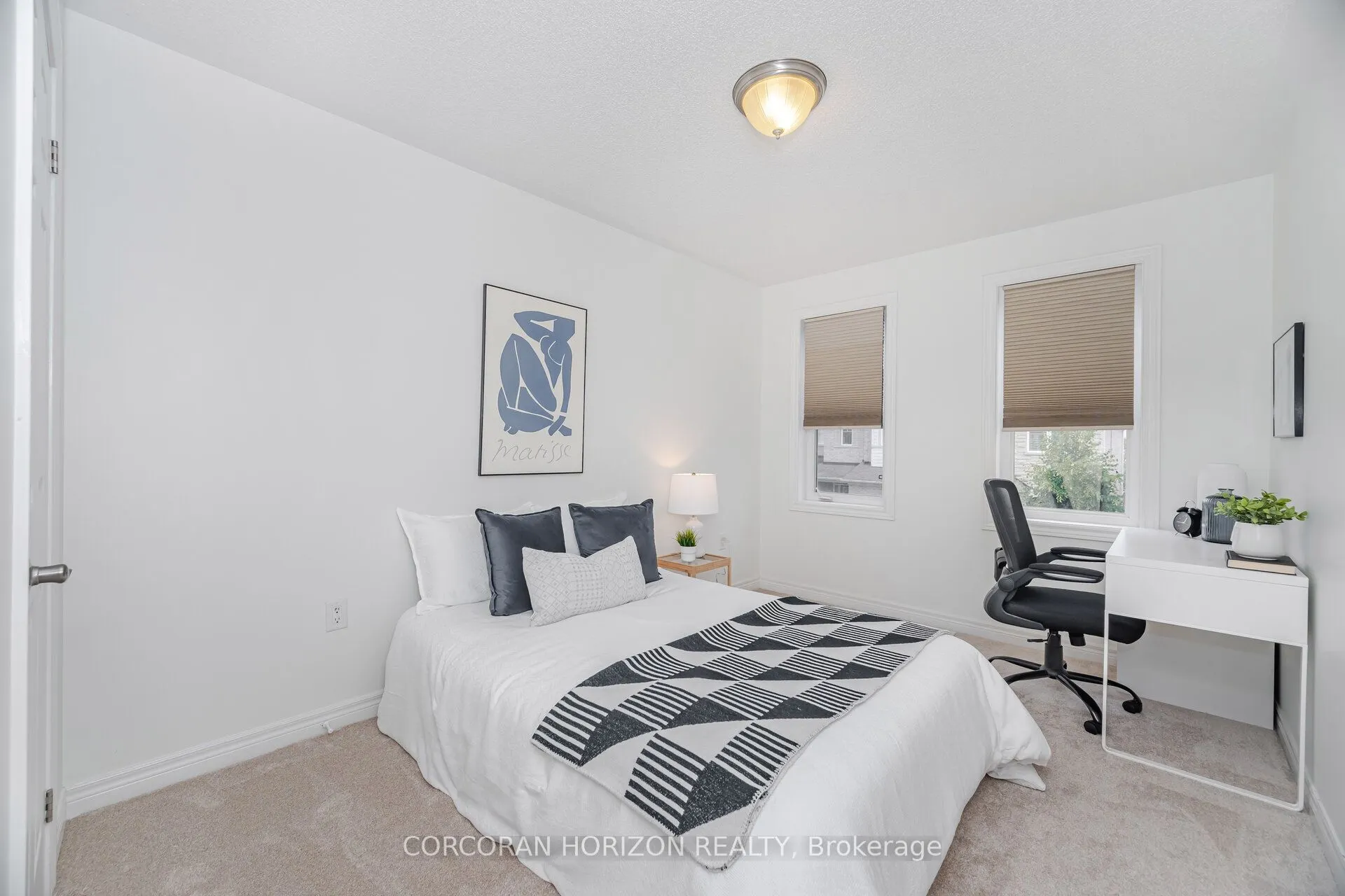 12 Aspenview Avenue