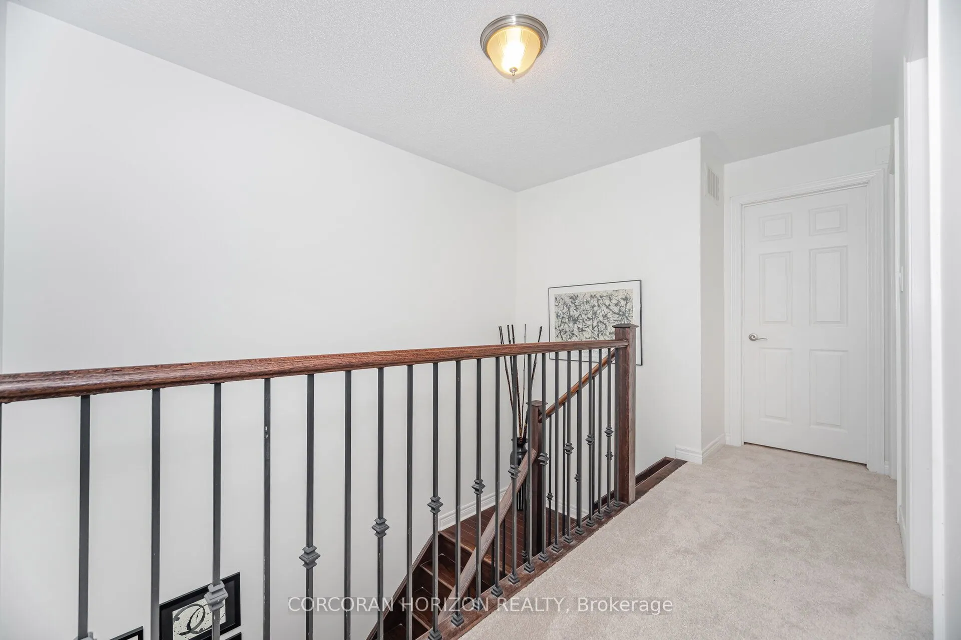 12 Aspenview Avenue