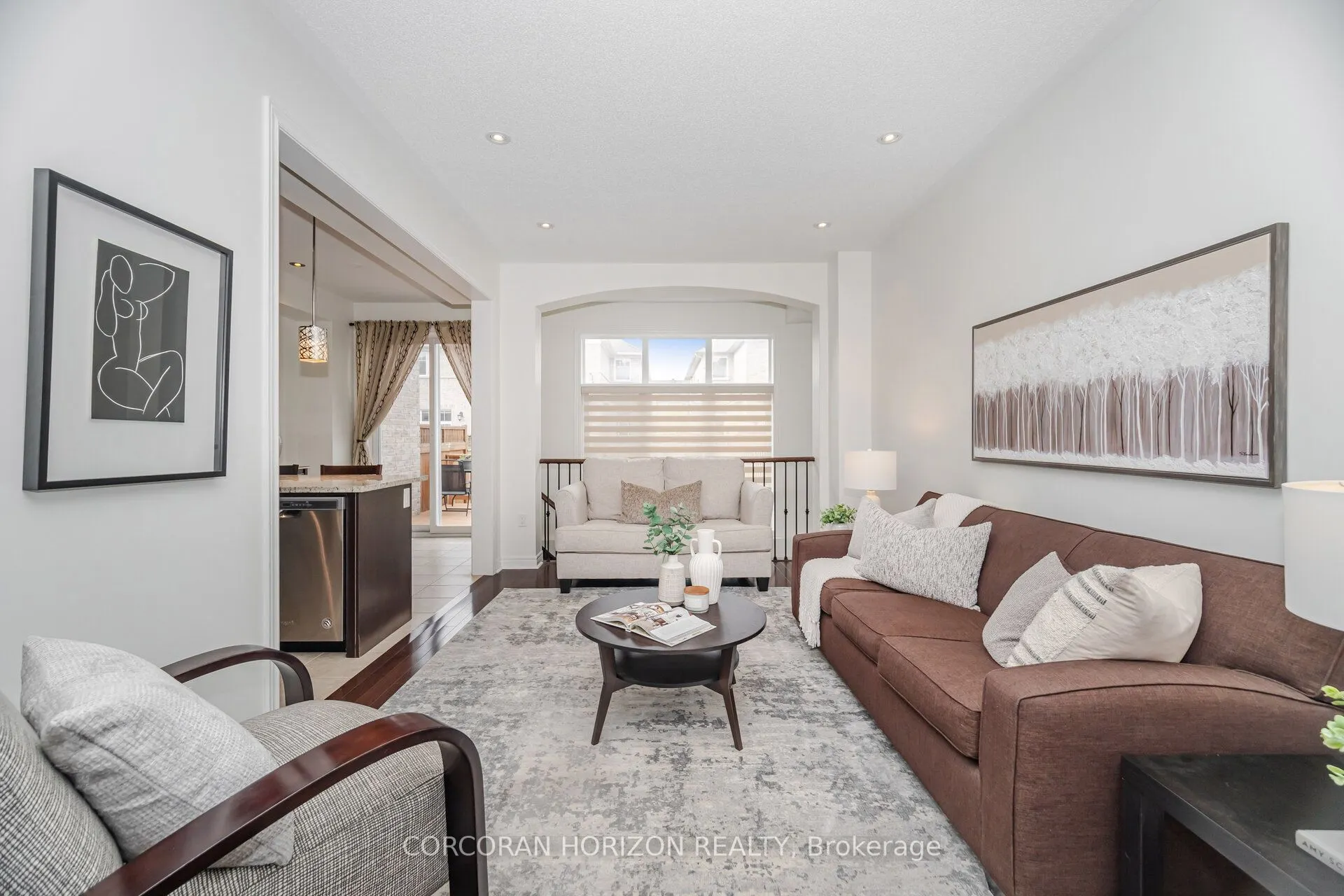 12 Aspenview Avenue
