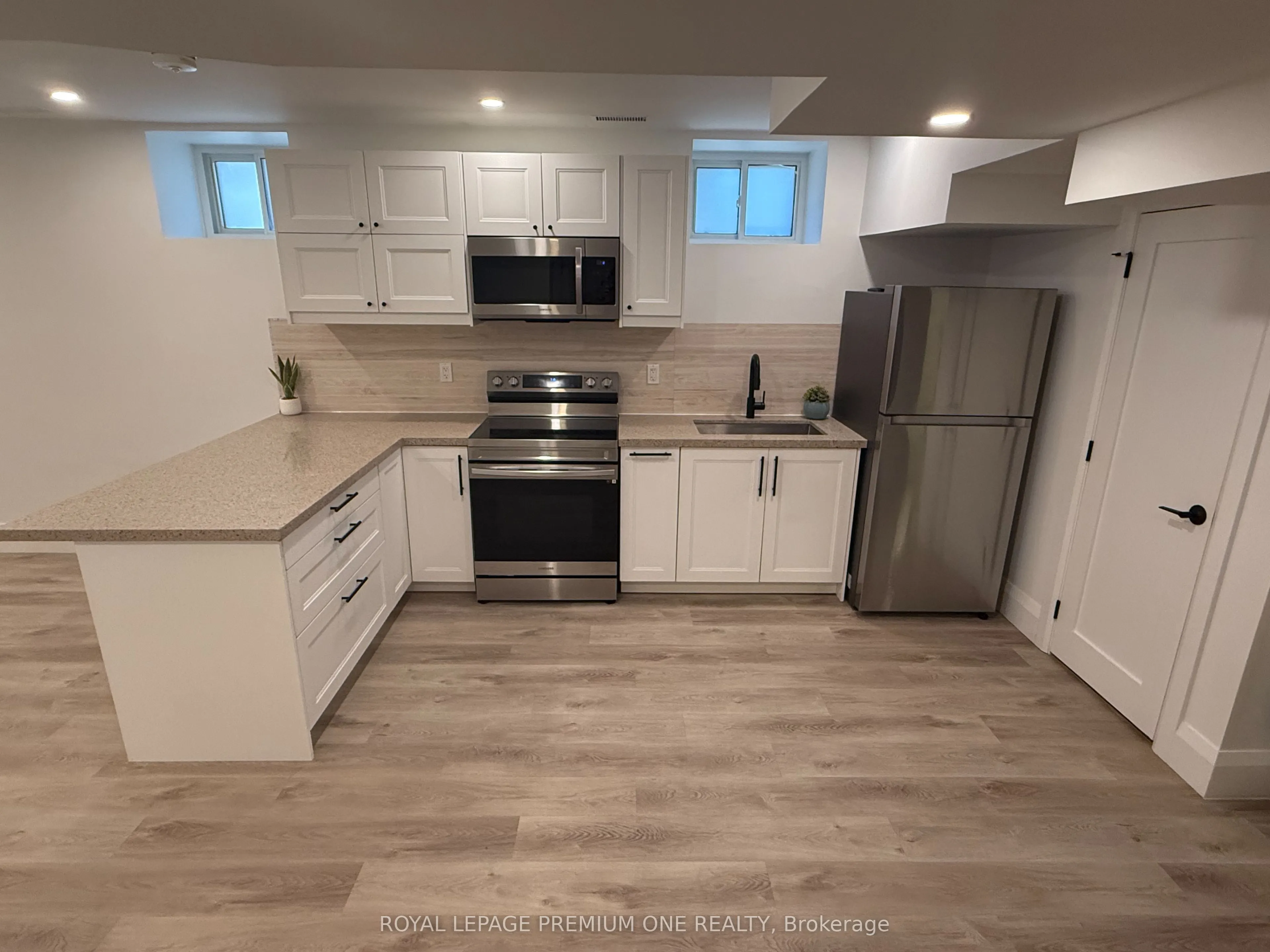 39 Lonborough Avenue, #Basement