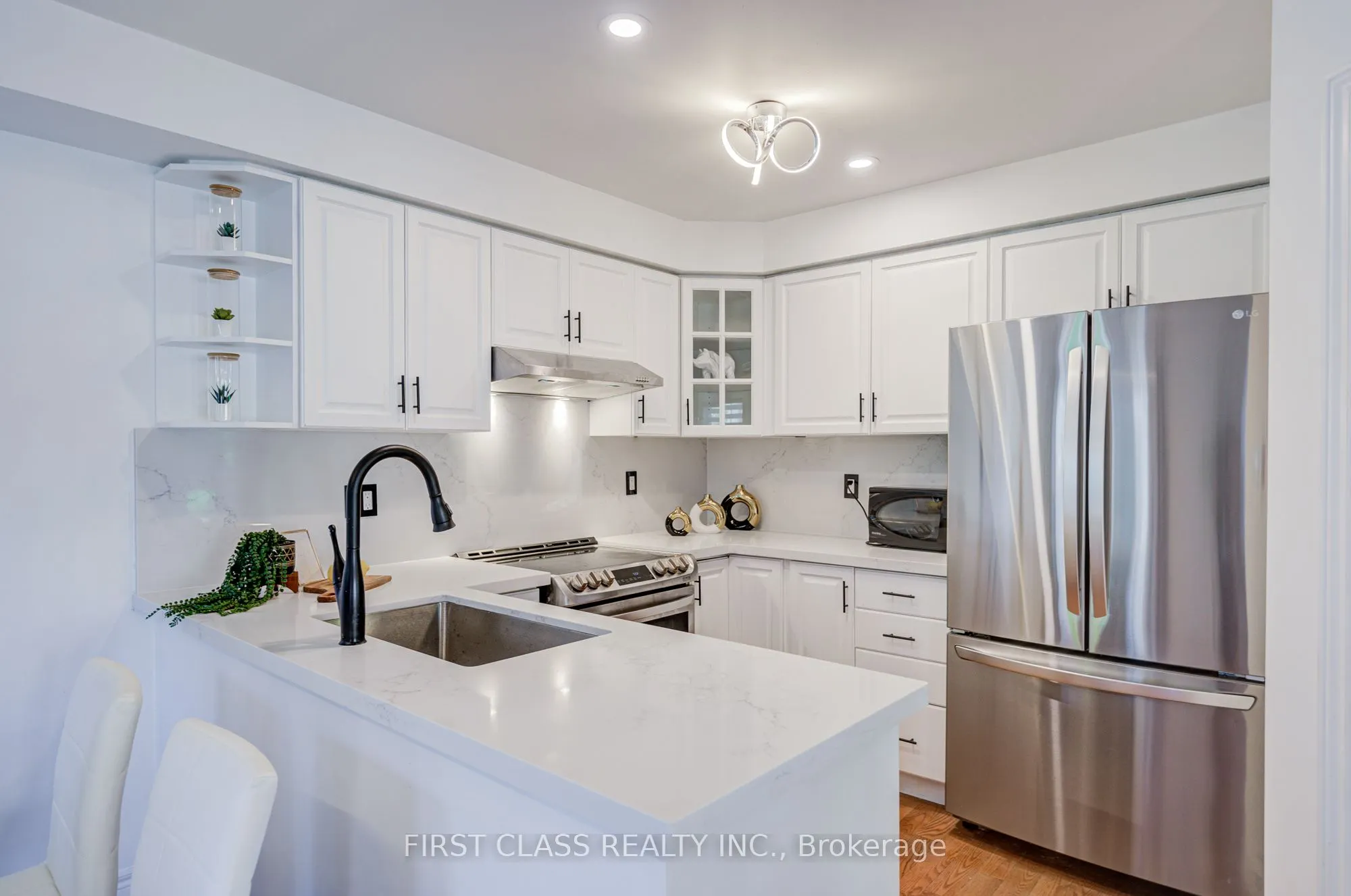 2665 Thomas Street, #59