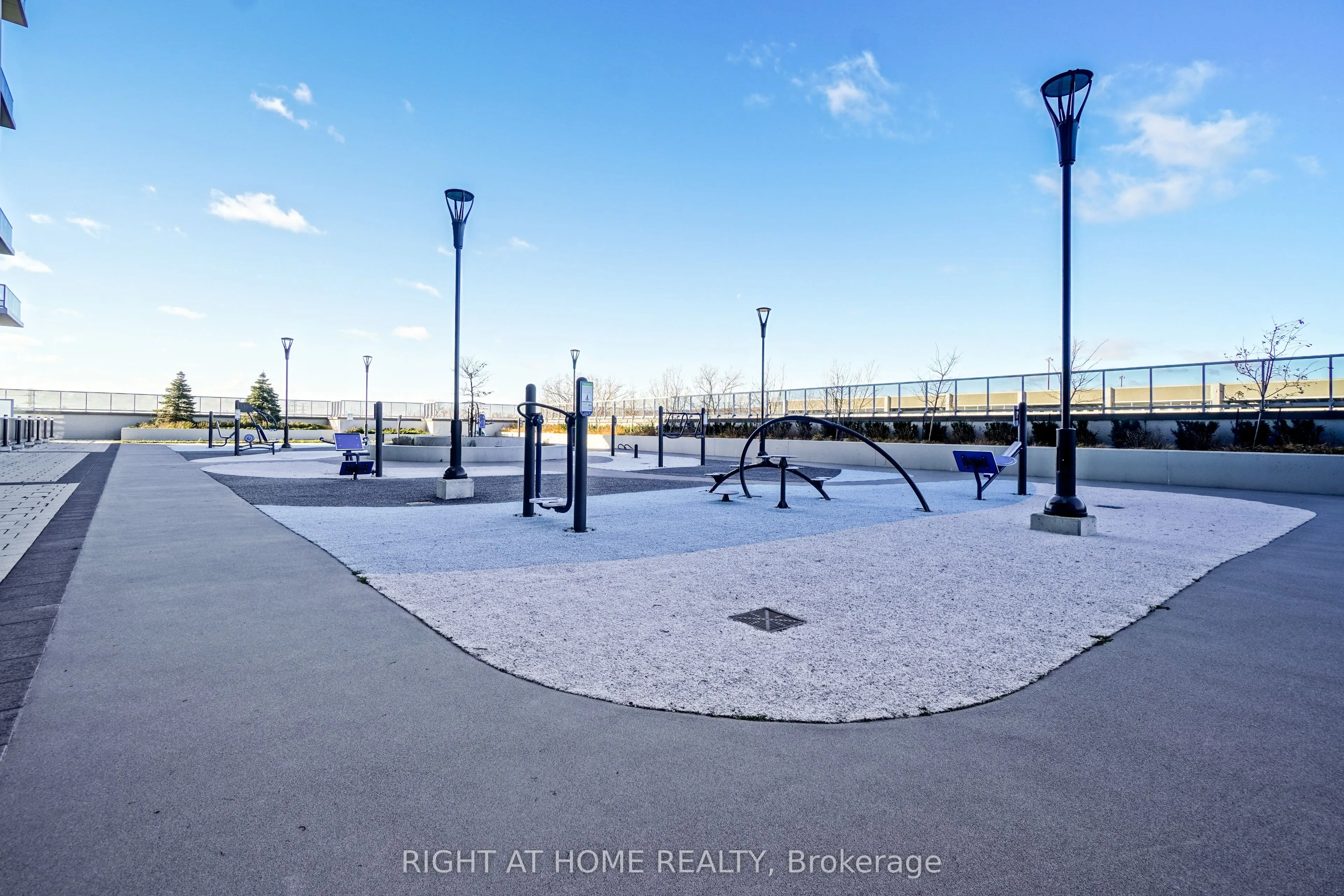 2081 Fairview Street, #713