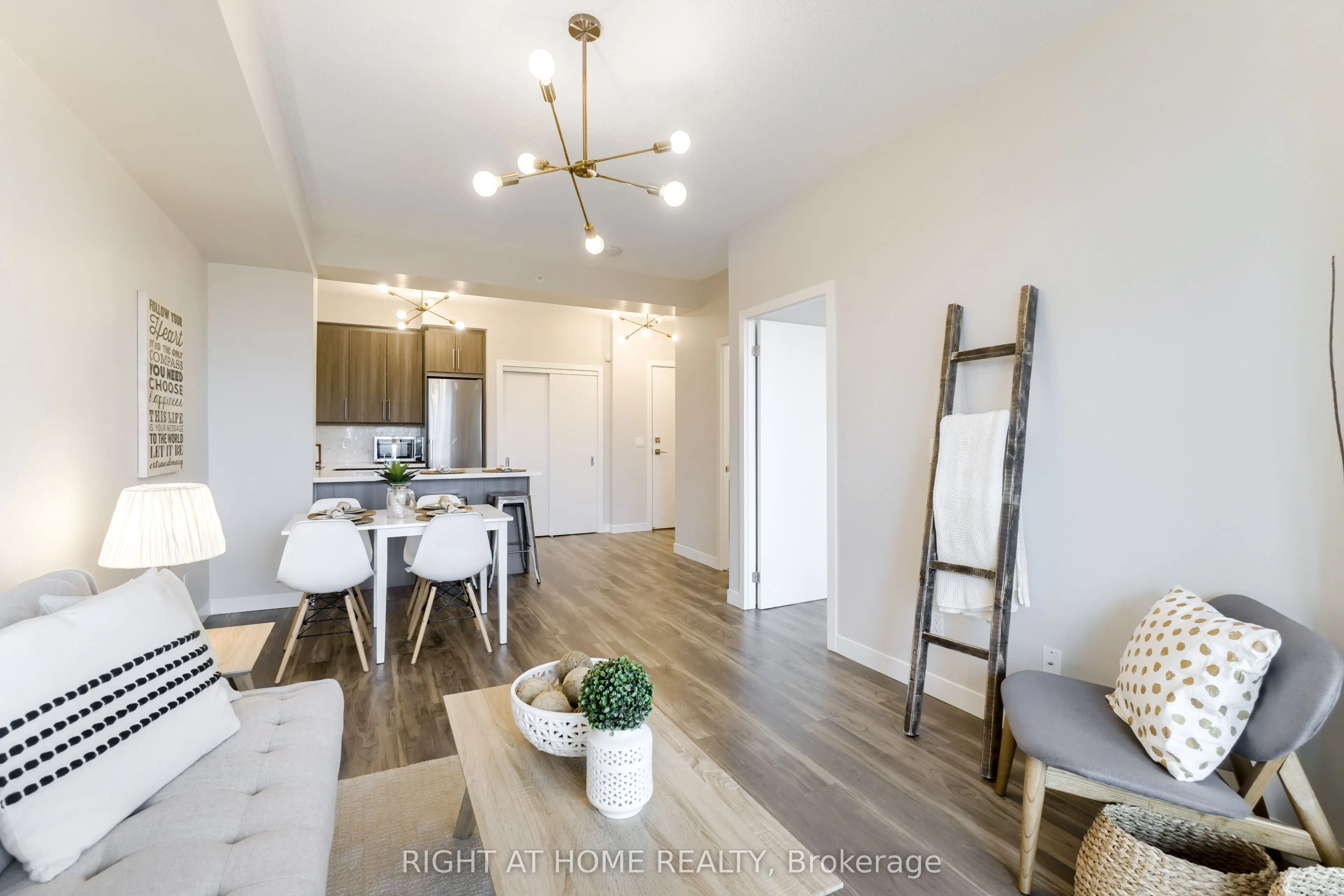 2081 Fairview Street, #713