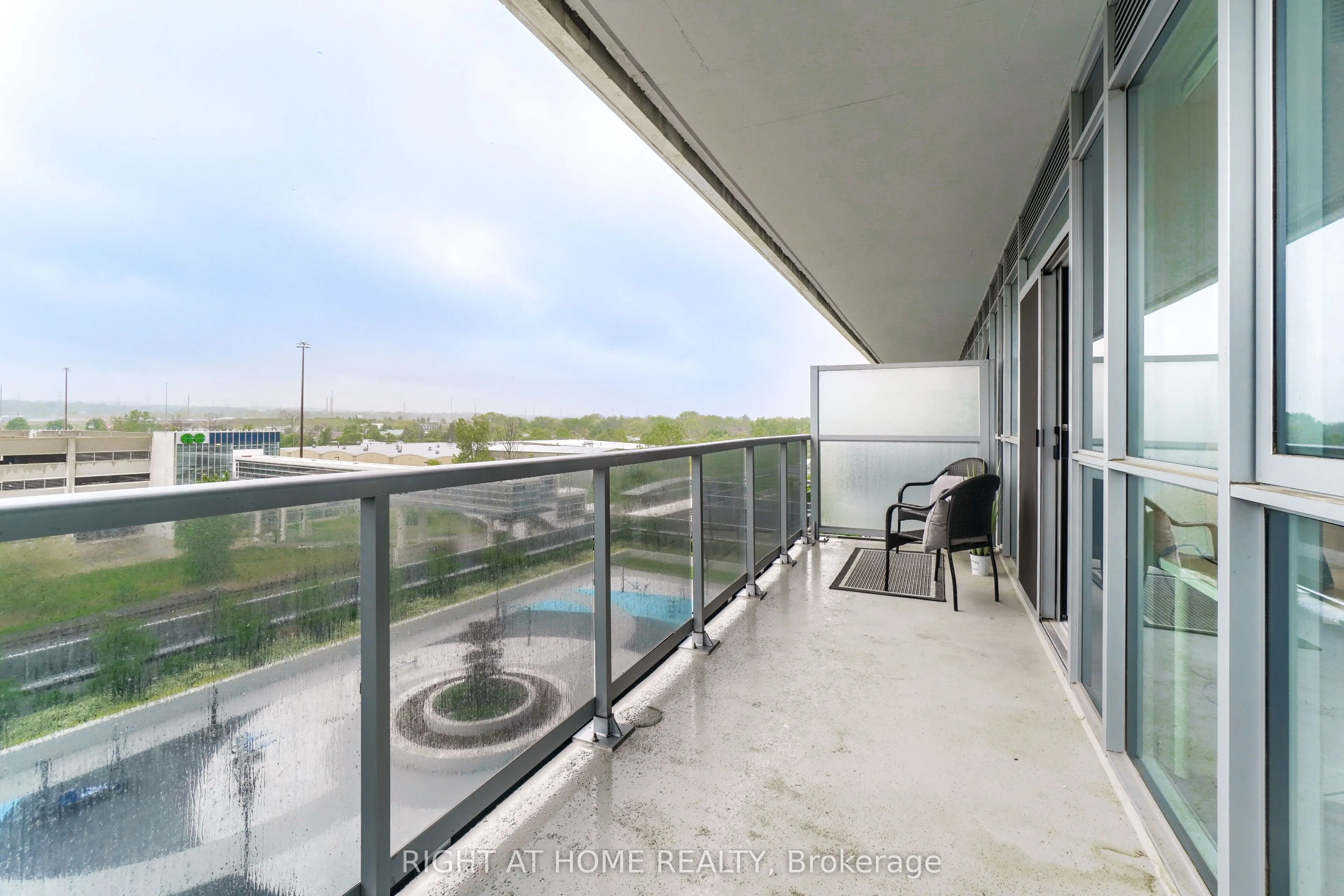 2081 Fairview Street, #713