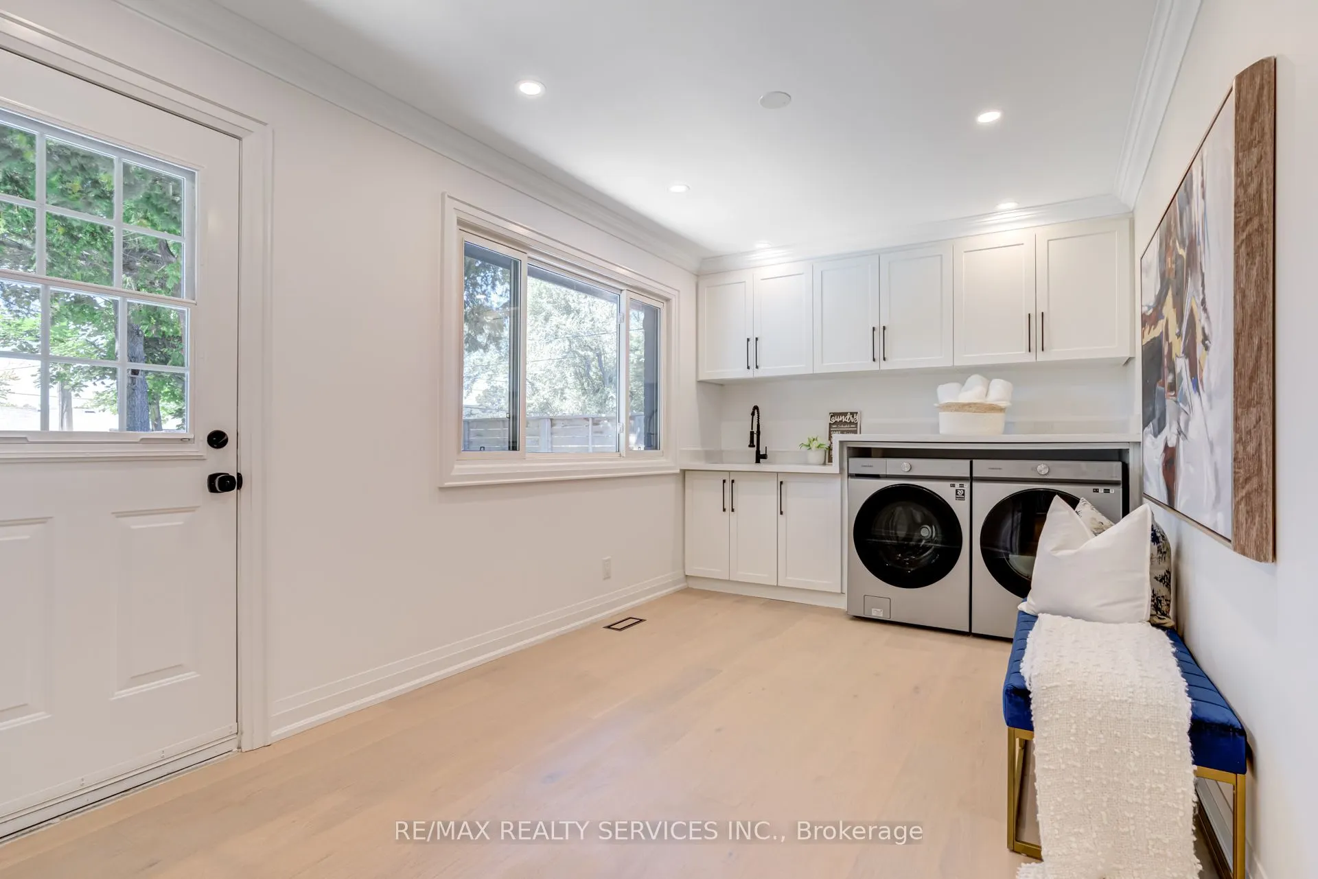 5133 Cherryhill Crescent