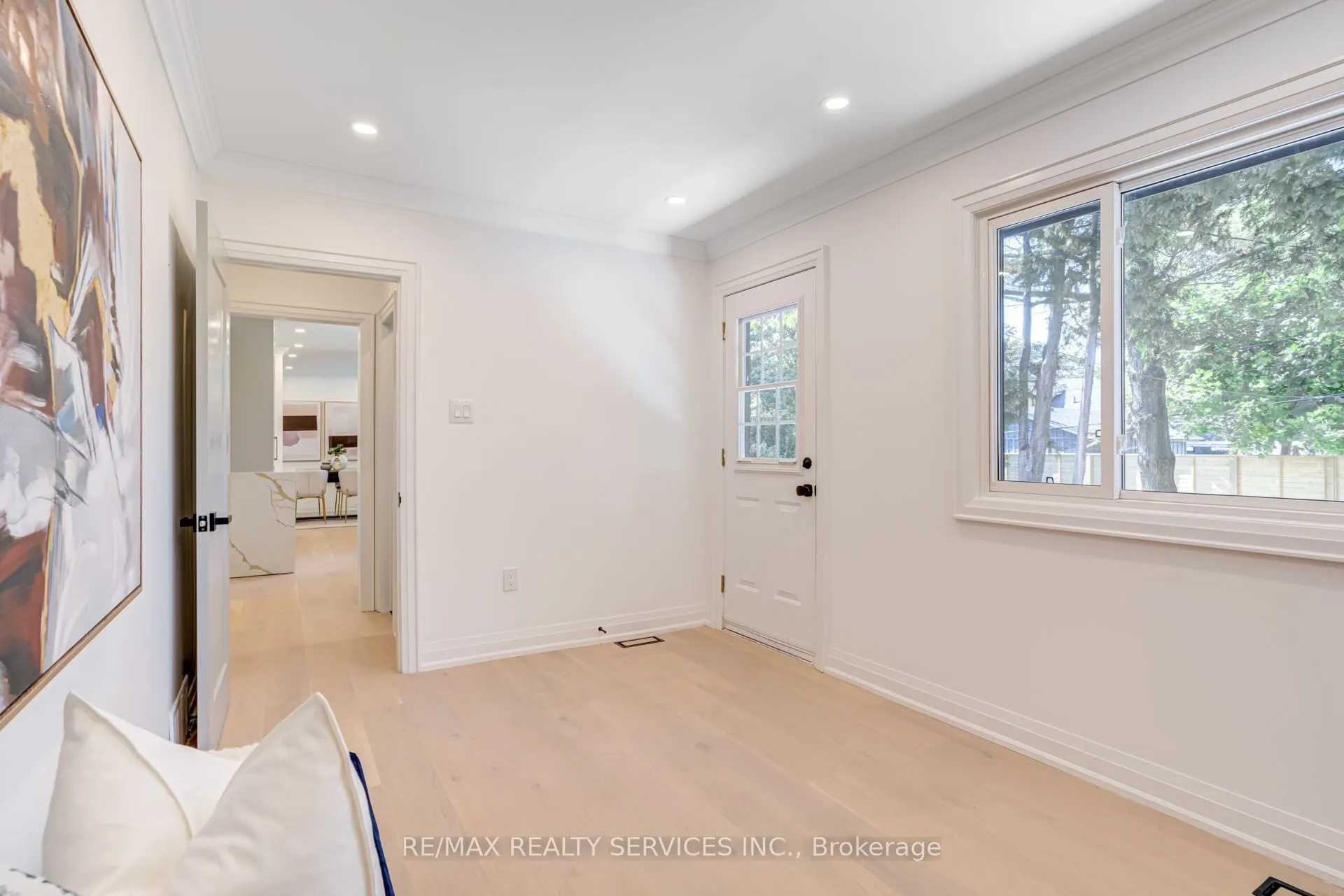5133 Cherryhill Crescent